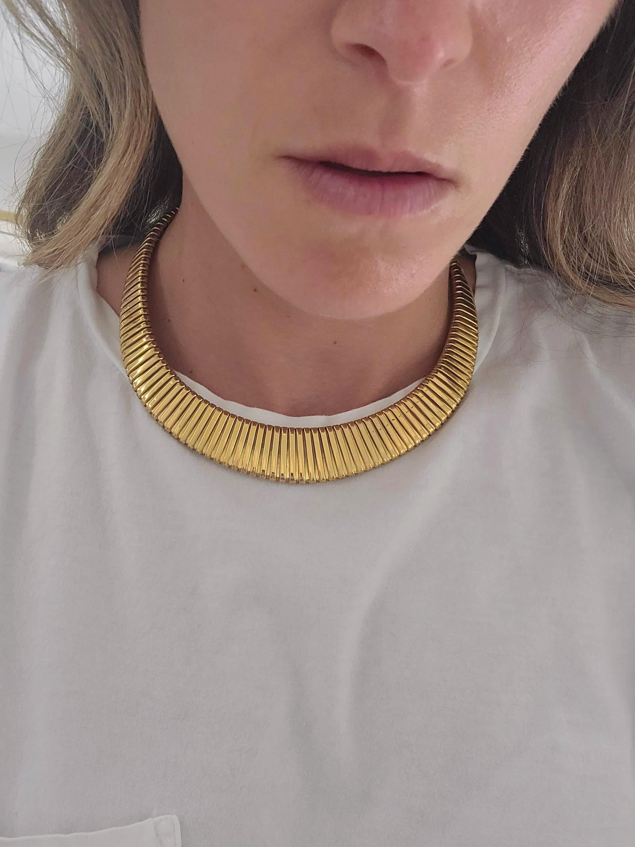 yellow gold collar necklace