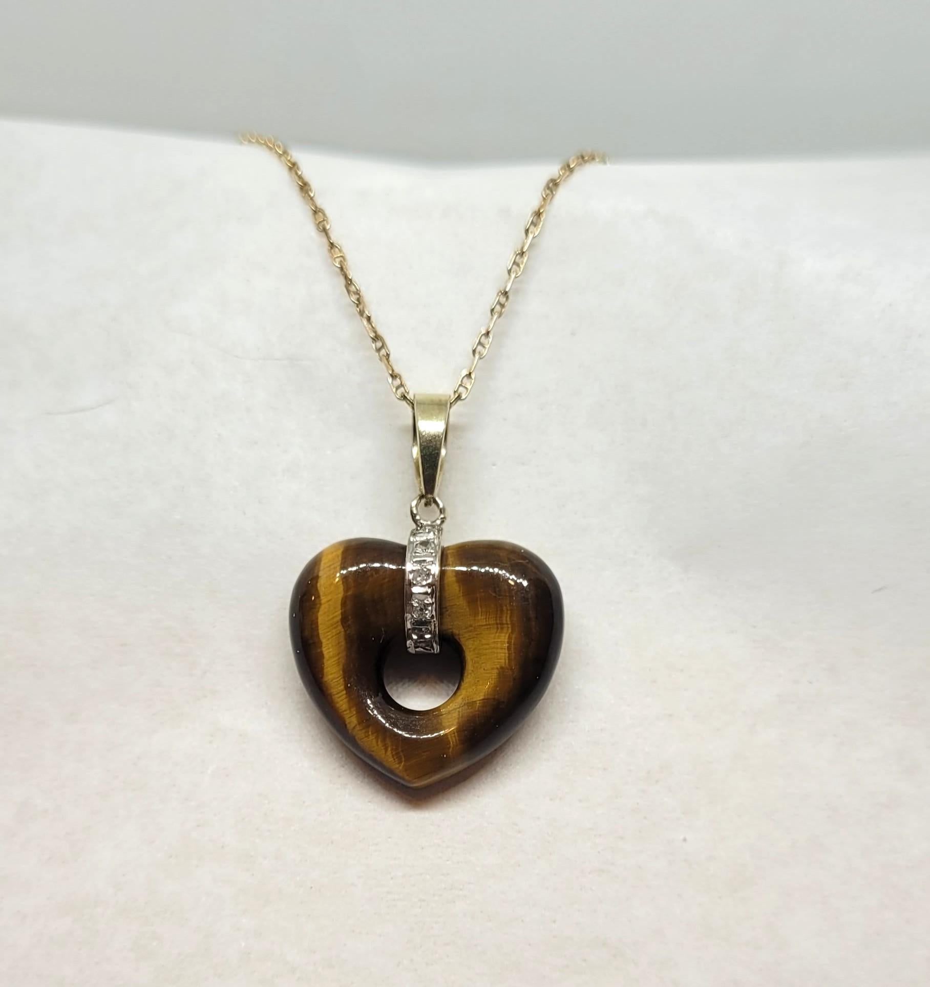 Taille ronde Cœur de tigre en or jaune 14 carats avec diamants, or bicolore, 5 diamants ronds en vente