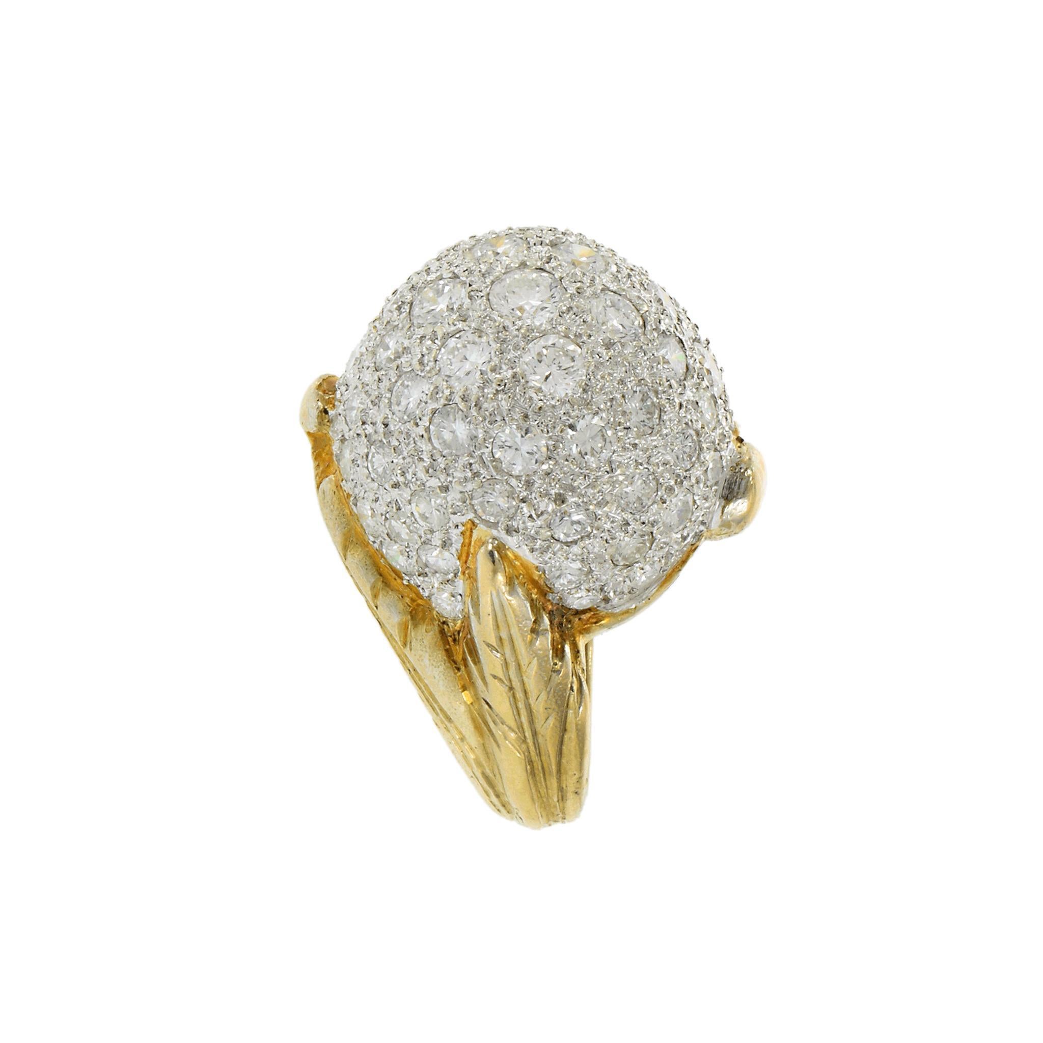 Anello con cupola di diamanti vintage in oro giallo 14KT In condizioni buone in vendita a New York, NY