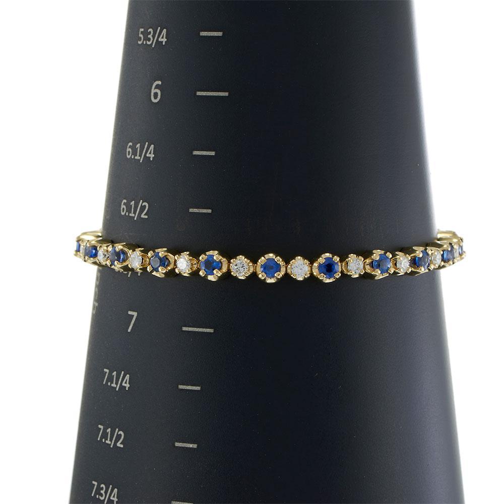 14KT Yellow Gold Vintage Sapphire and Diamond Tennis Bracelet Unisexe en vente
