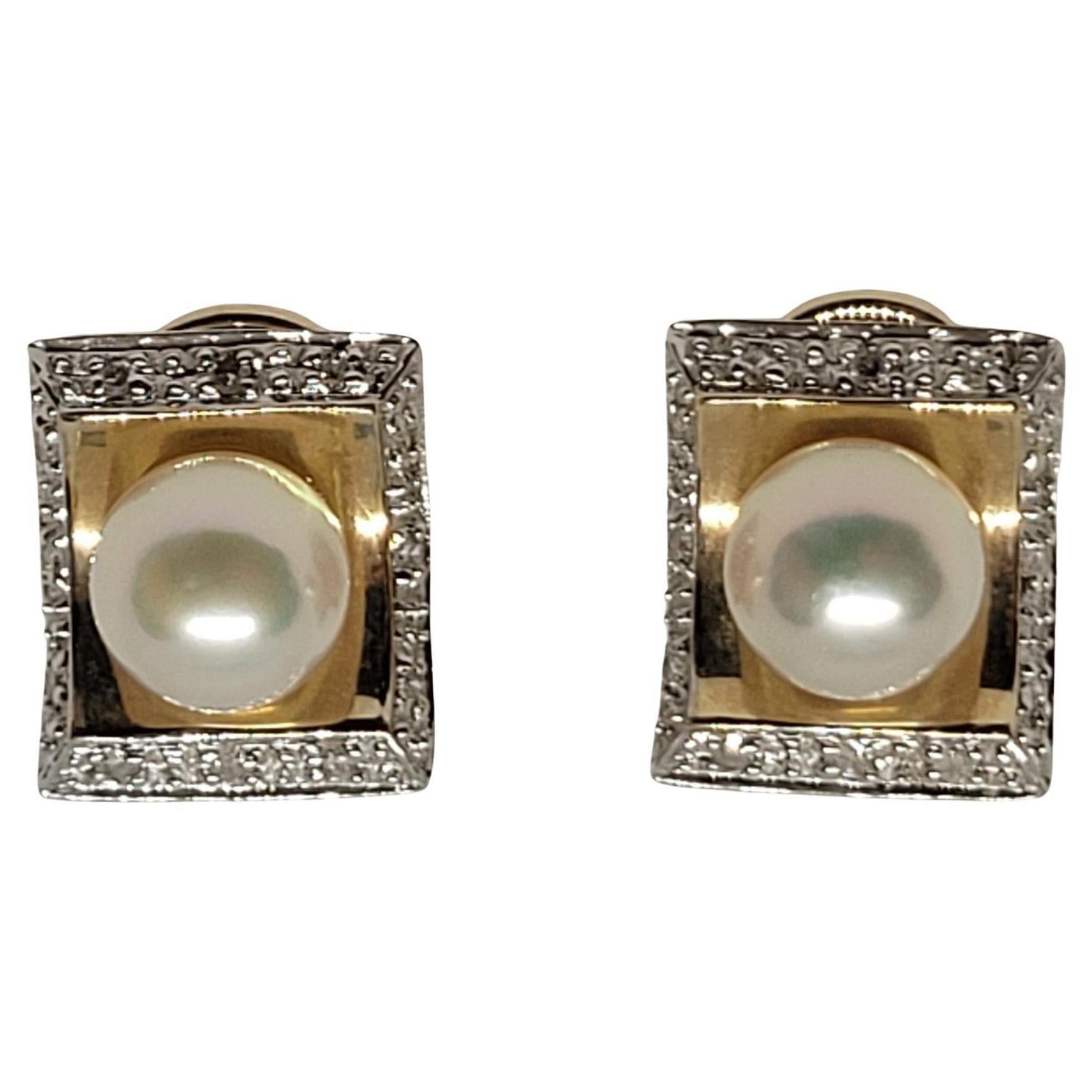 14kt Yellow Gold White Pearl Diamond Earrings, Clip-on Omega, .20cttw, 14x11mm For Sale
