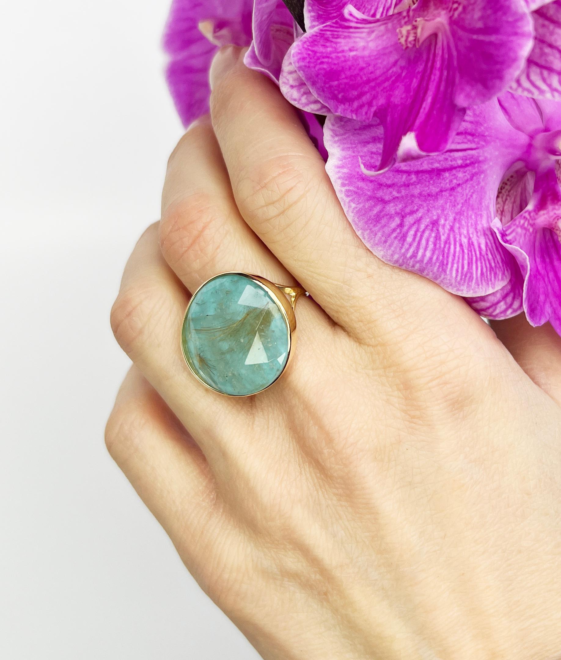Modernist 14Kt Yellow Gold with Double Quar Tourquoise Stone Modern Cocktail Fashion Ring For Sale