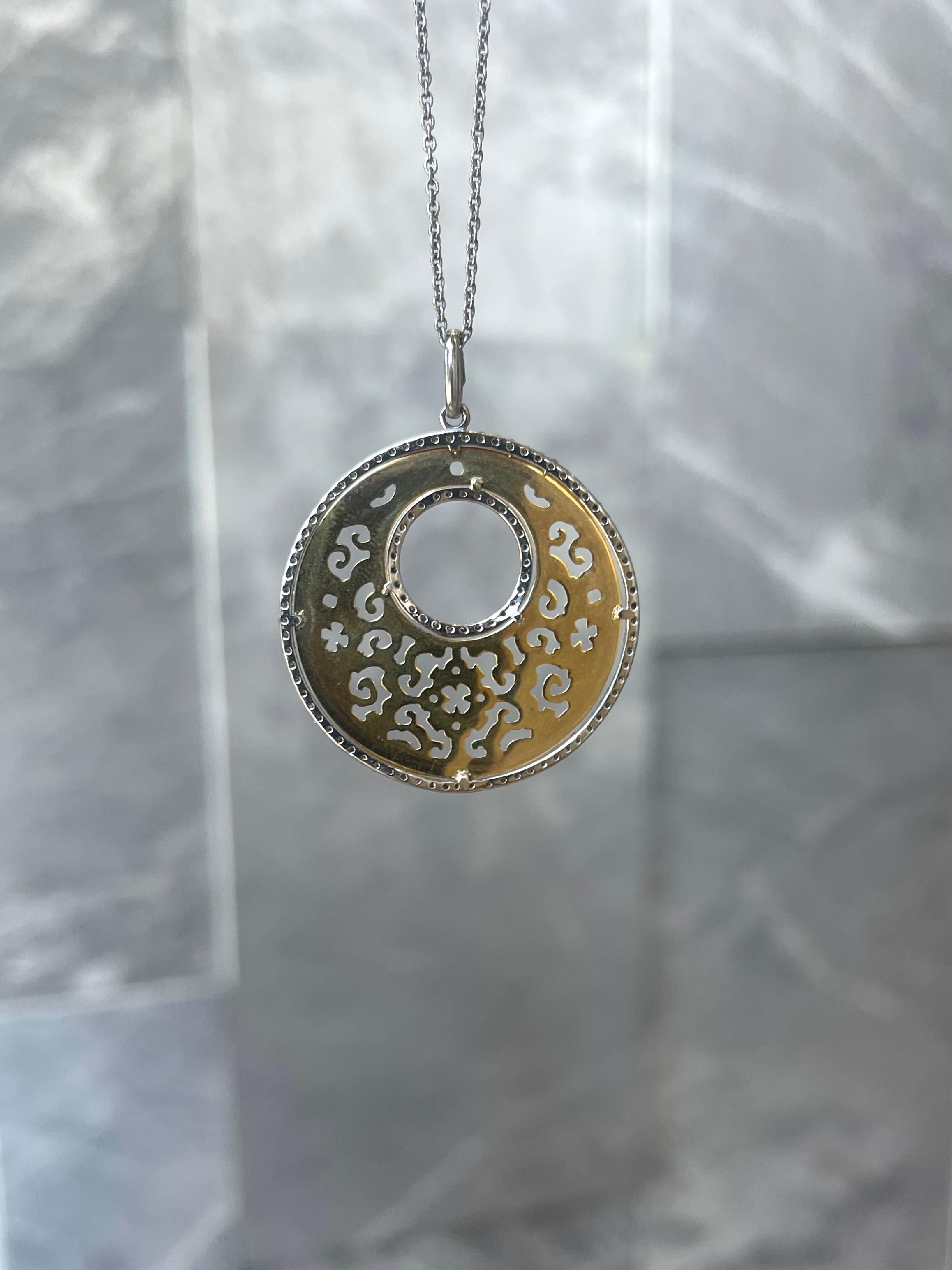 14kt Yellow & White Gold Open Diamond Circle Pendant Necklace In New Condition For Sale In Toronto, CA