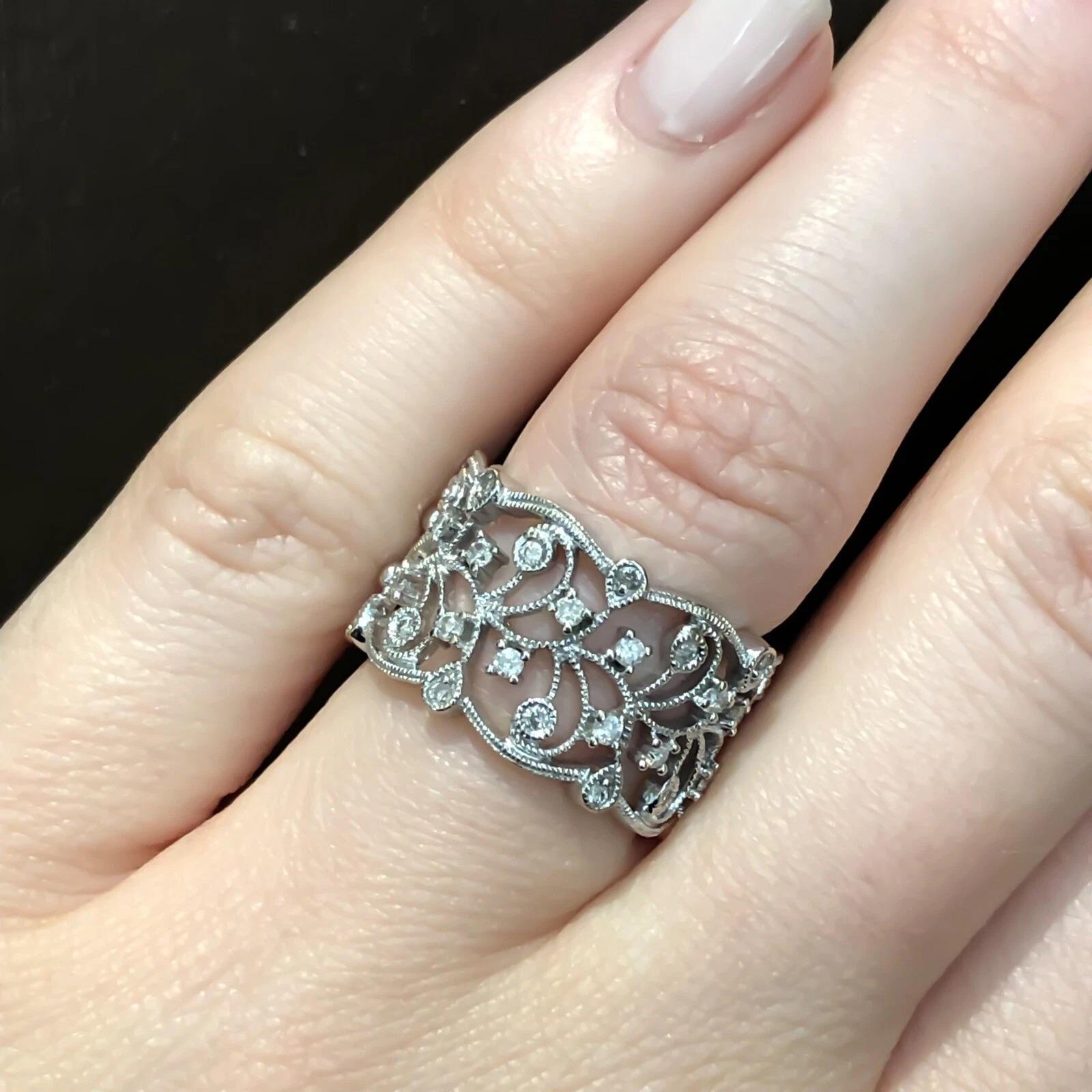 14KW .35ctw Diamond Filigree Lace Wide Lady’s Band Ring  Sz 6.5 In Good Condition For Sale In Carmel By The Sea, CA