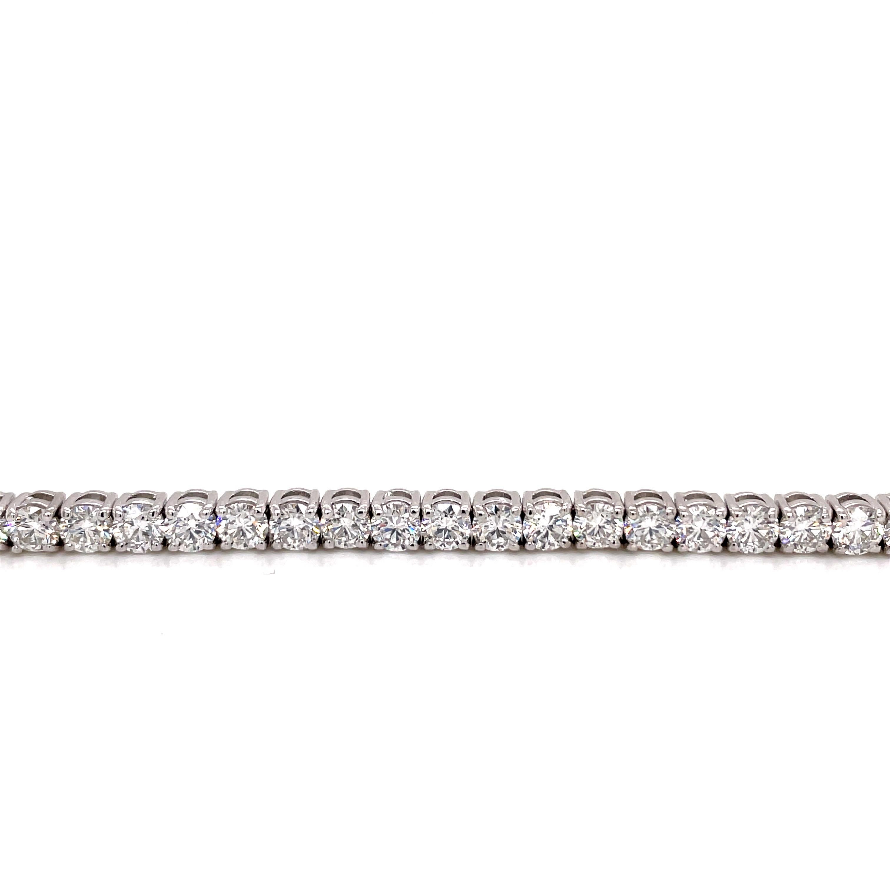 Contemporary 14kw Diamond Tennis Bracelet 13.27ct GIA Certified For Sale