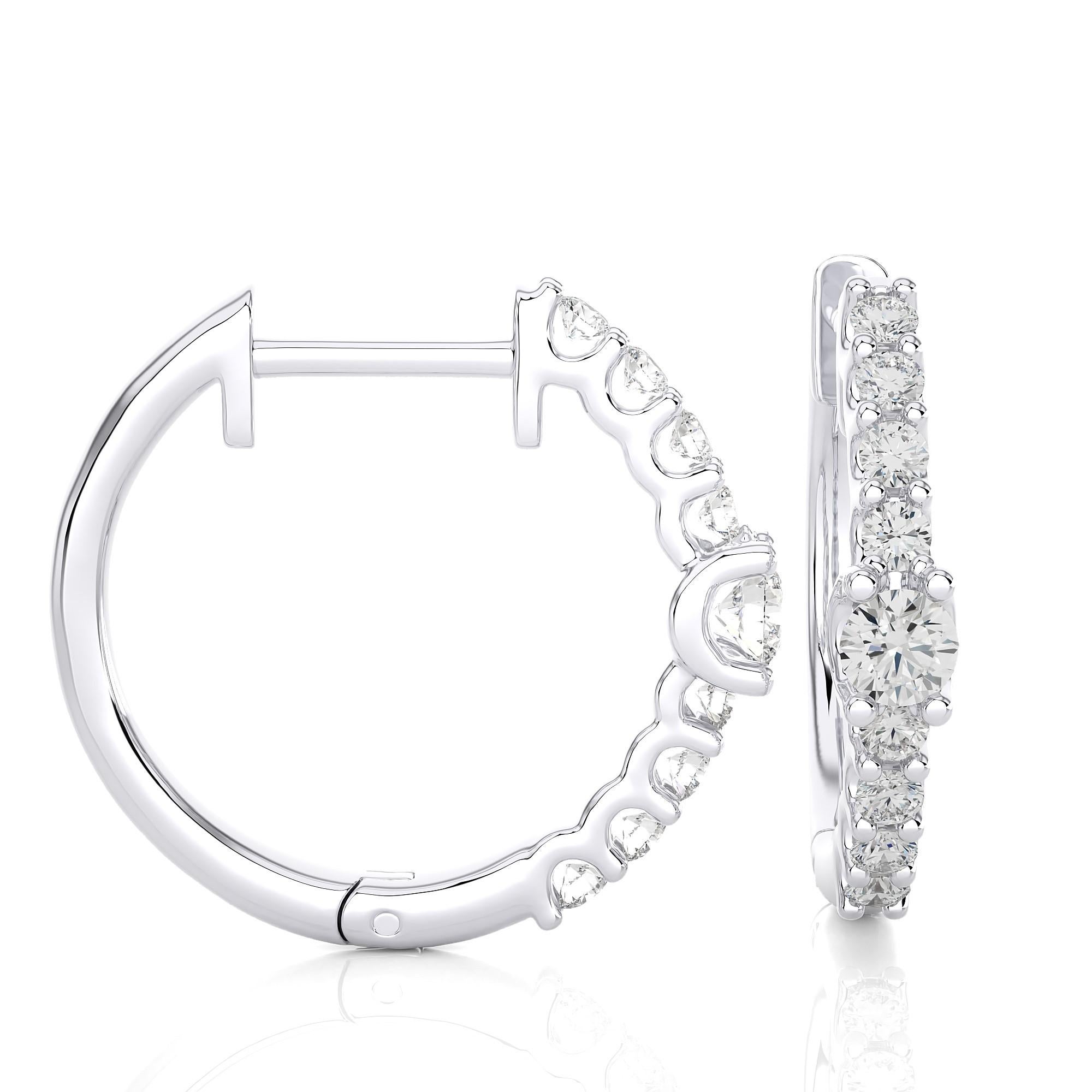Taille ronde Boucles d'oreilles Huggie en or 14 carats avec diamants modernes (0,44 carat) en vente