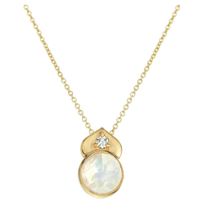 Freshwater pearl and moonstone necklace Clearance