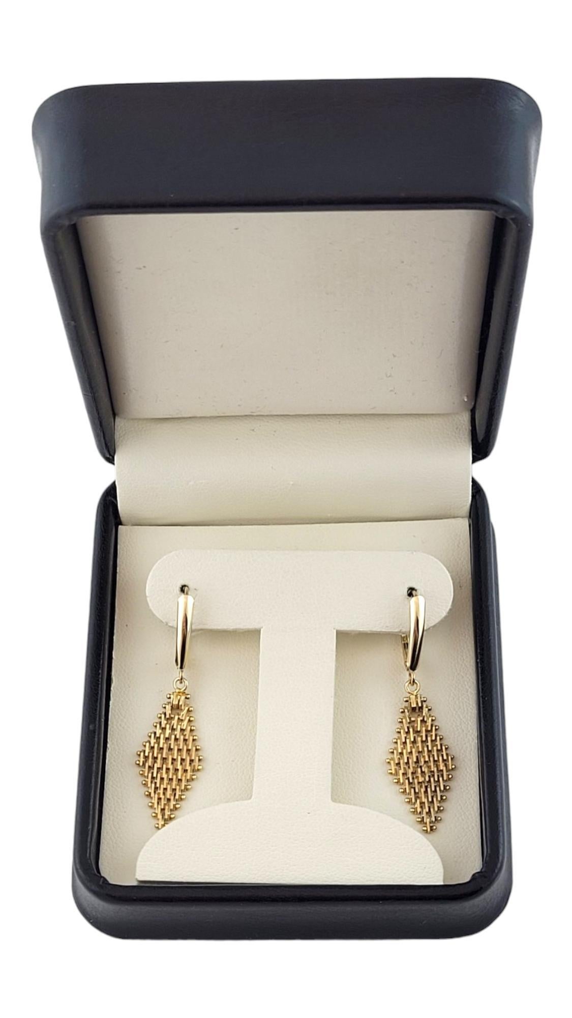 14KYellow Gold Kite Shaped Mesh Dangle Earrings #16138 2