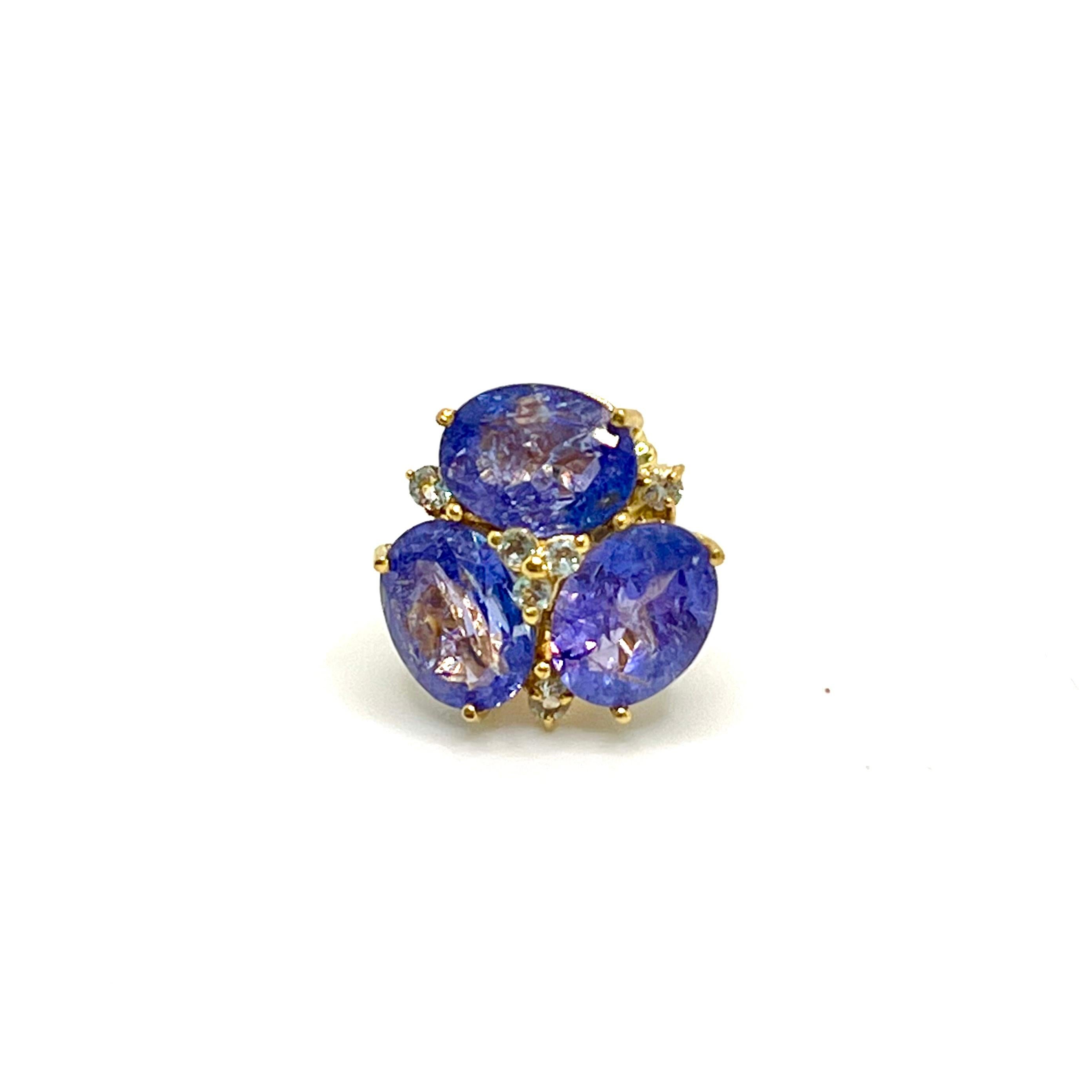 14k Gelbgold Dreifache ovale Tansanit-Ohrstecker im Zustand „Neu“ im Angebot in Los Angeles, CA