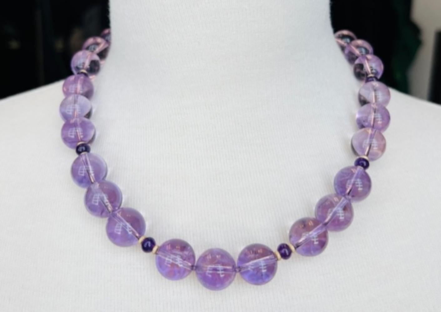 Rose De France Amethyst Beaded Necklace with Diamond & Yellow Gold Accents For Sale 2