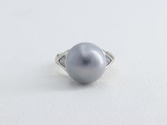 Silver Tahitian Pearl and Trillion Diamond 3 Stone Ring in White Gold