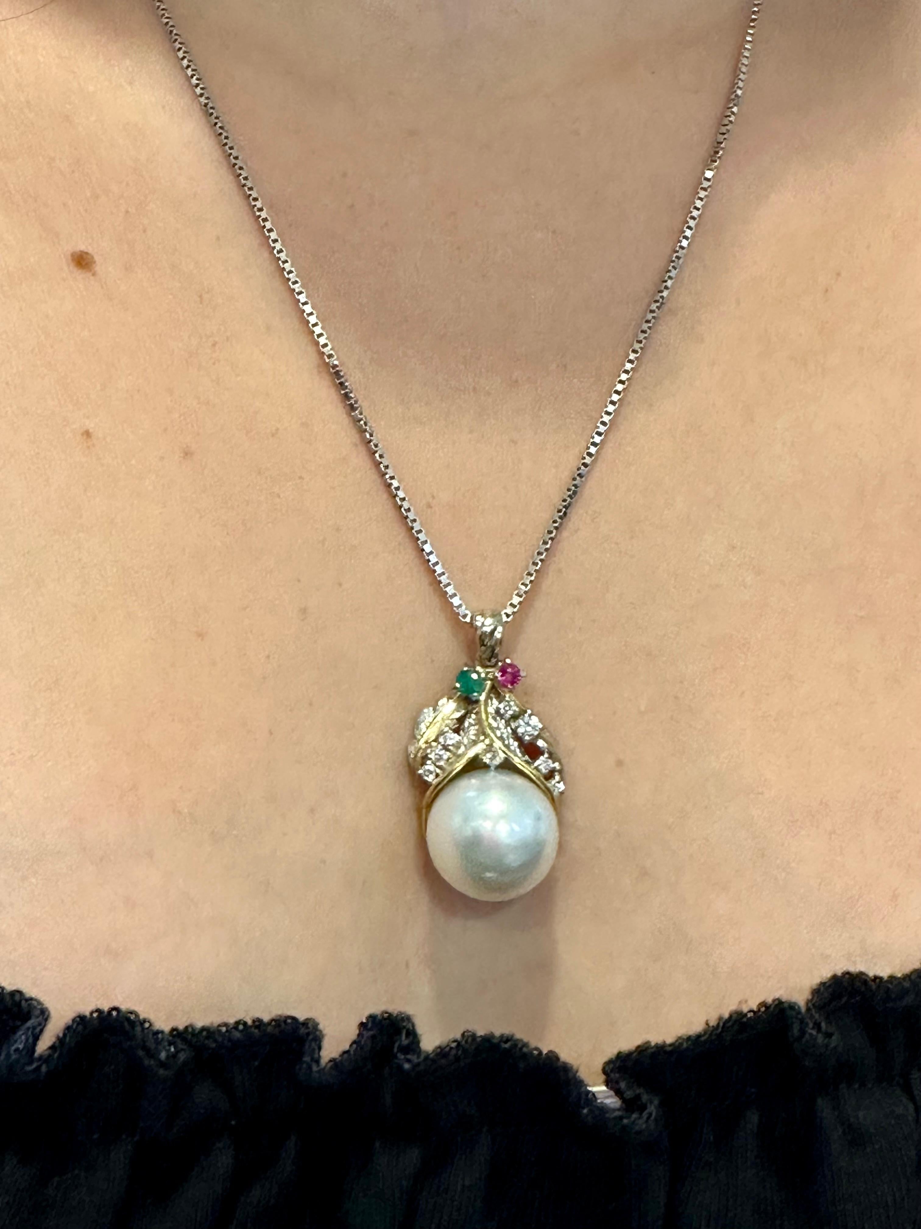 14mm South Sea Cultured Pearl & Diamond 18 K Gold Two Tone Pendant + Chain 14 KG For Sale 13