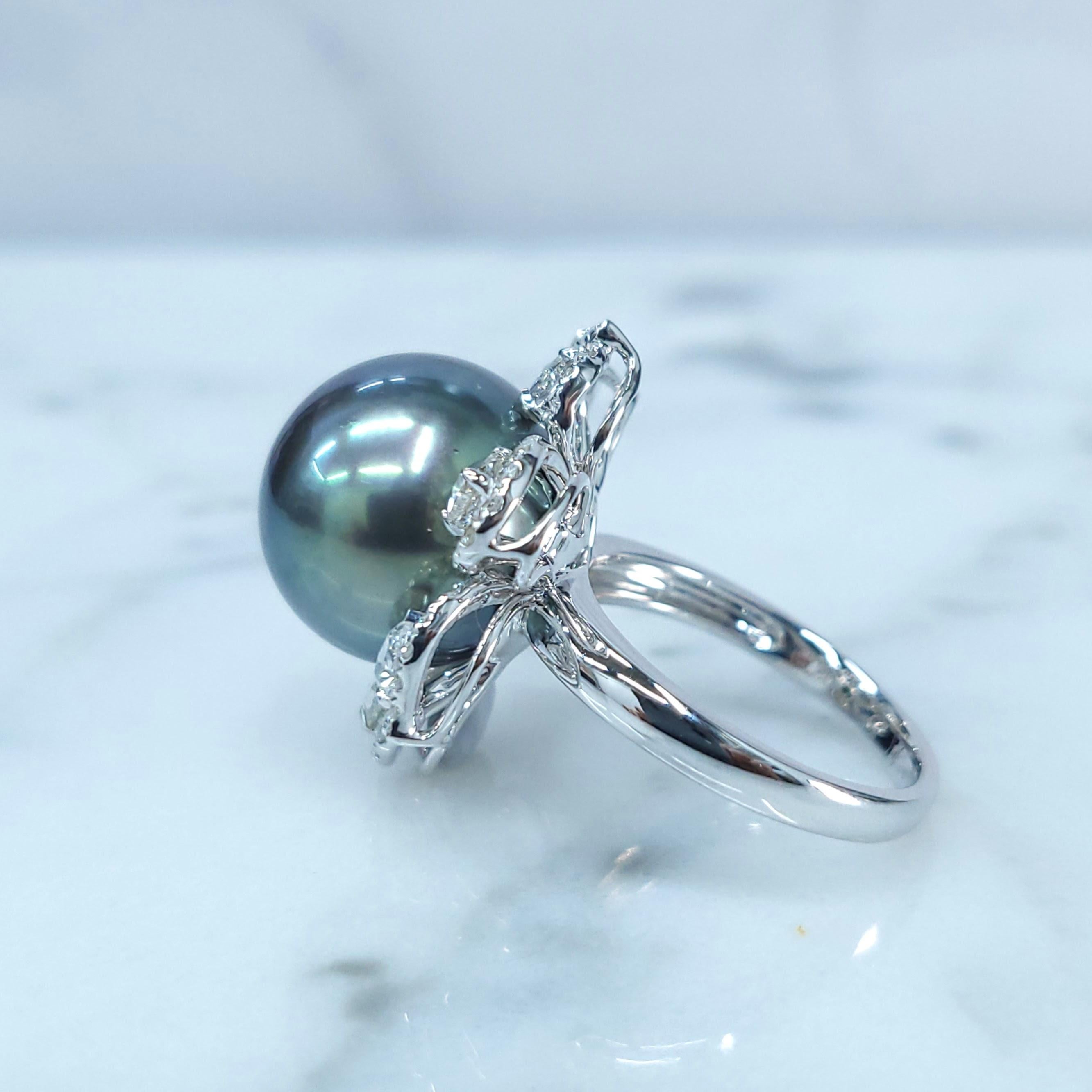 Pear Cut 14mm Tahitian Pearl & 1.09 Carats diamond Ring in 18K White Gold For Sale