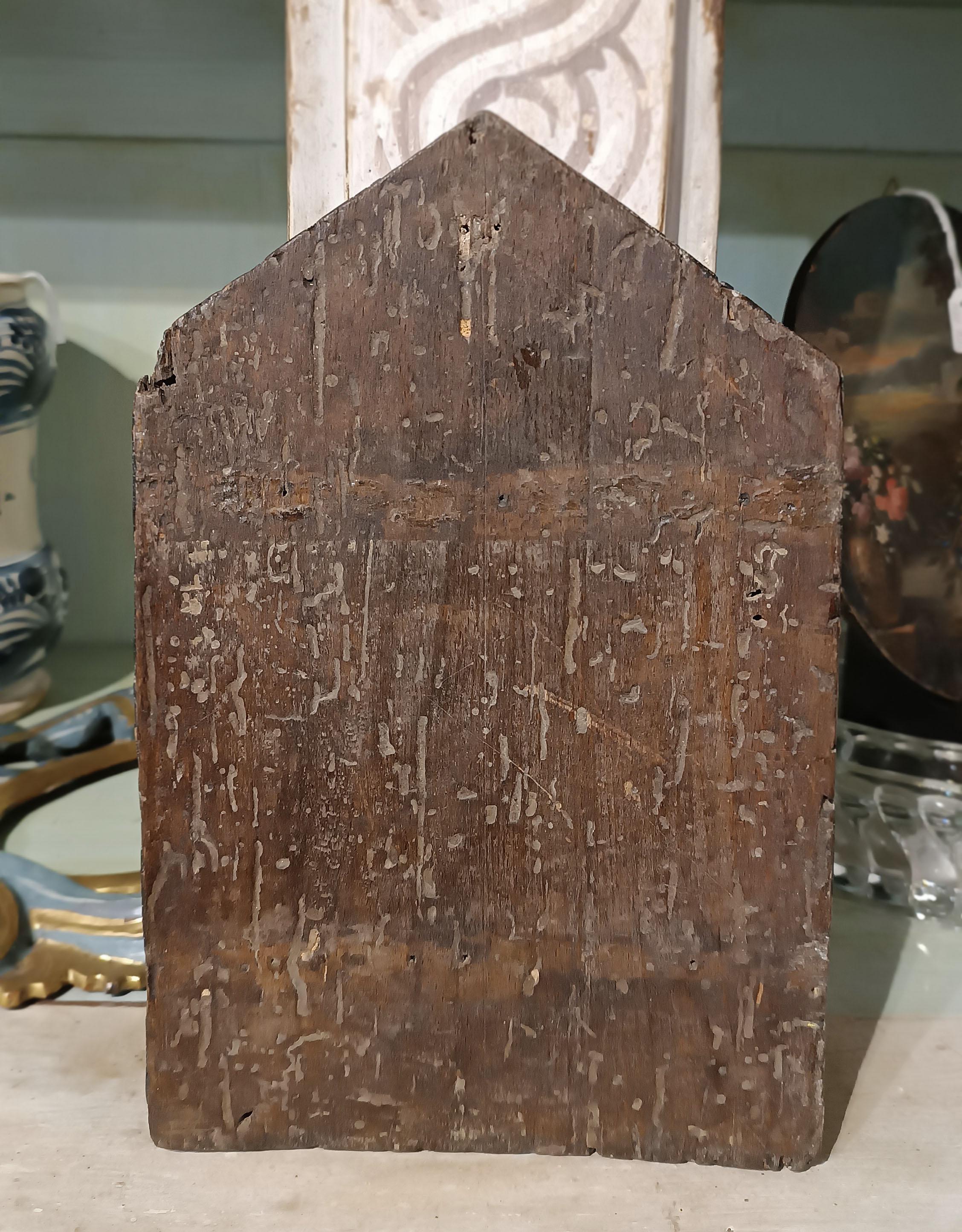 14e-15e siècle Panneau en bois avec fond d'or représentant SAINT THOMAS AQUINAS en vente 2