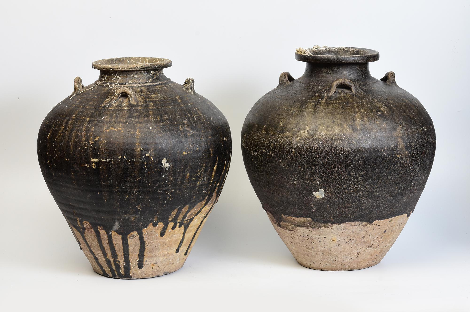 14th-16th Century, A Pair of Antique Sukhothai Pottery Brown Glazed Jars For Sale 4