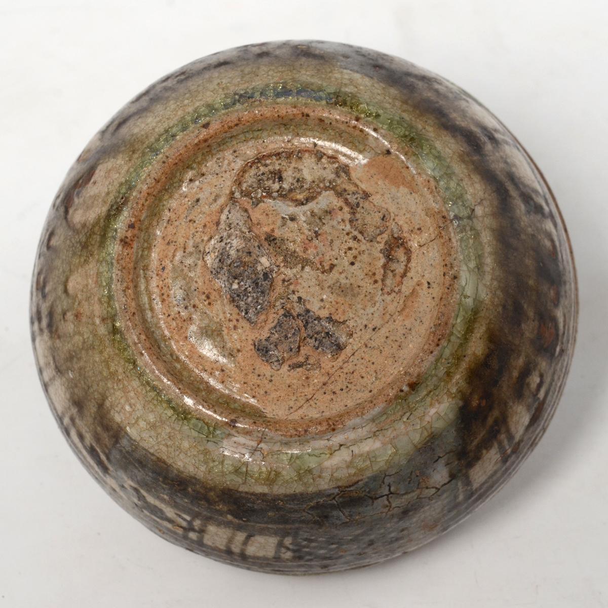14th - 16th Century, Antique Thai Sukhothai Ceramic Covered Bowl in Fruit Shape For Sale 6