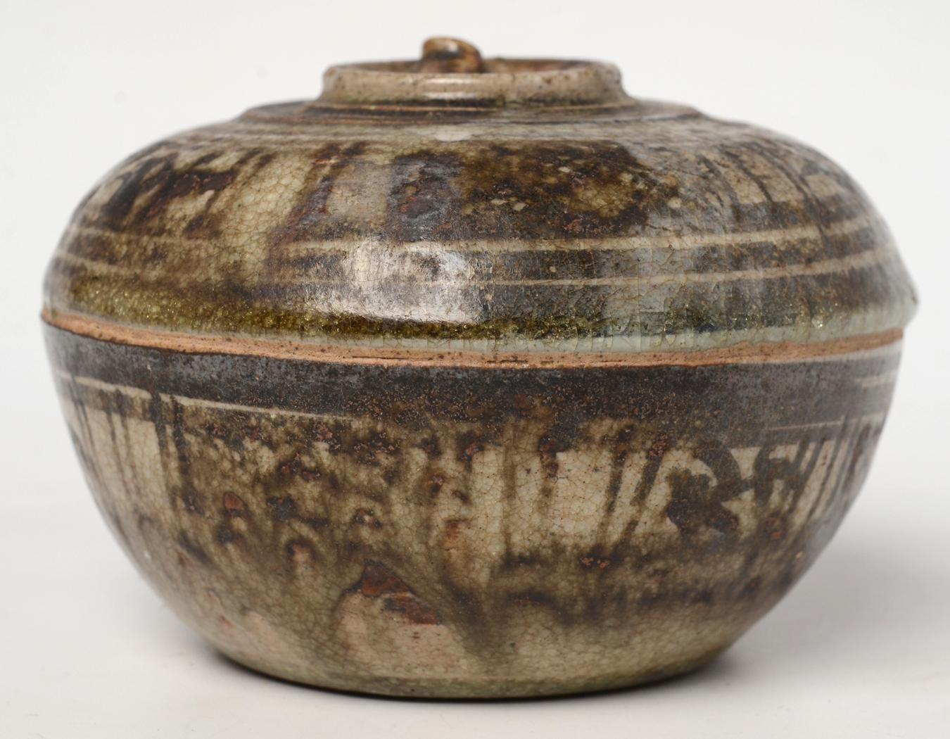 Hand-Painted 14th - 16th Century, Antique Thai Sukhothai Ceramic Covered Bowl in Fruit Shape For Sale