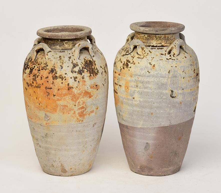 Paire de jarres anciennes en poterie de Sukhothaï du 14e-16e siècle en vente 1