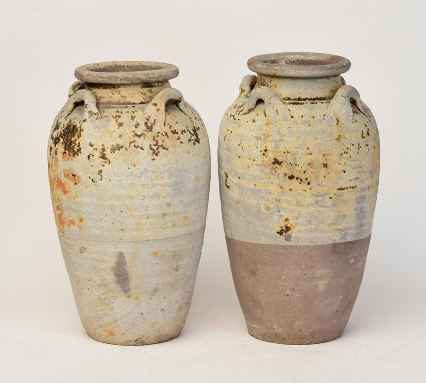 Paire de jarres anciennes en poterie de Sukhothaï du 14e-16e siècle en vente 2