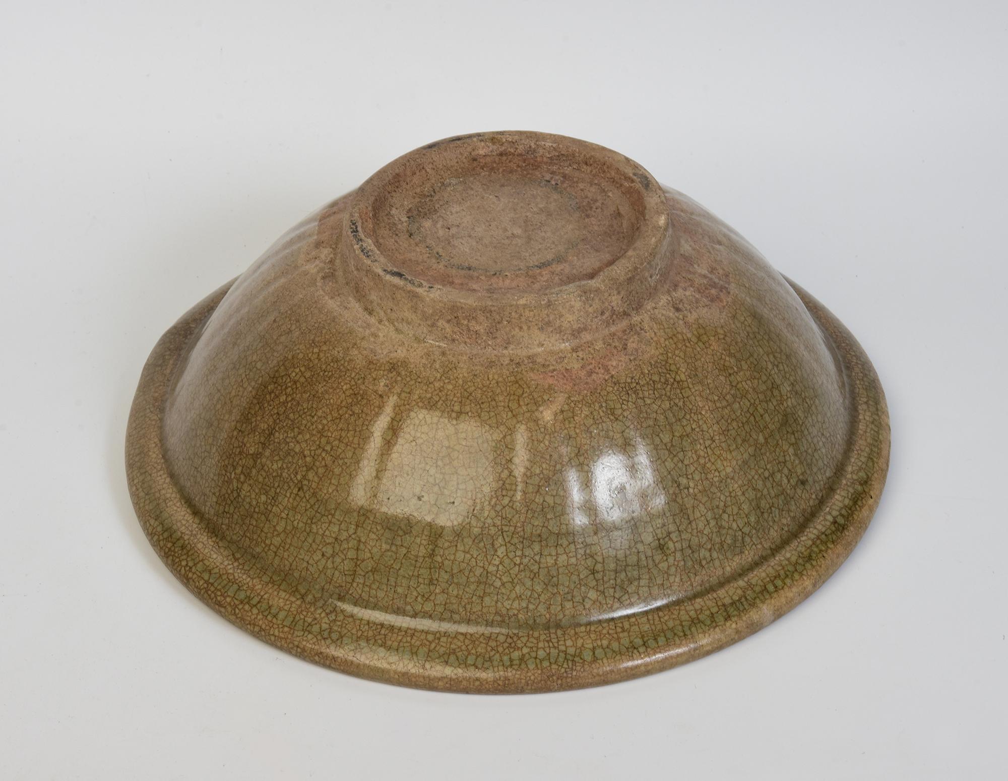 14th - 16th Century, Sukhothai, Antique Sukhothai Thai Celadon Glazed Dish 6