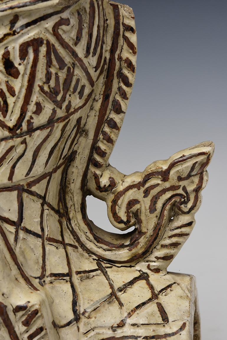 14th-16th Century, Sukhothai, Antique Thai Sukhothai Stoneware Naga For Sale 1