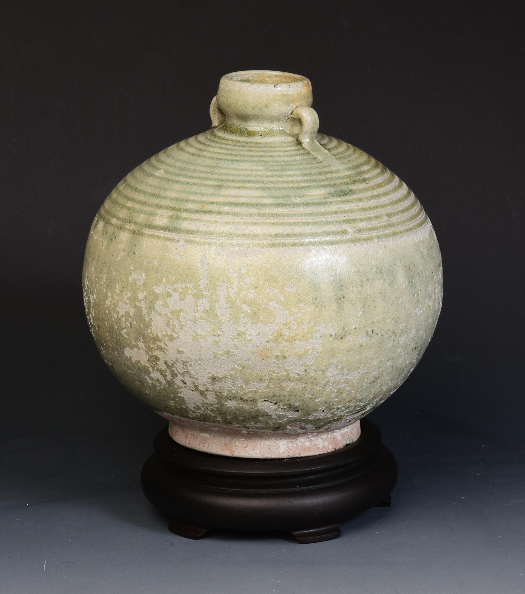 14th-16th Century, Antique Thai Sukhothai Celadon Glazed Pottery Bottle 8