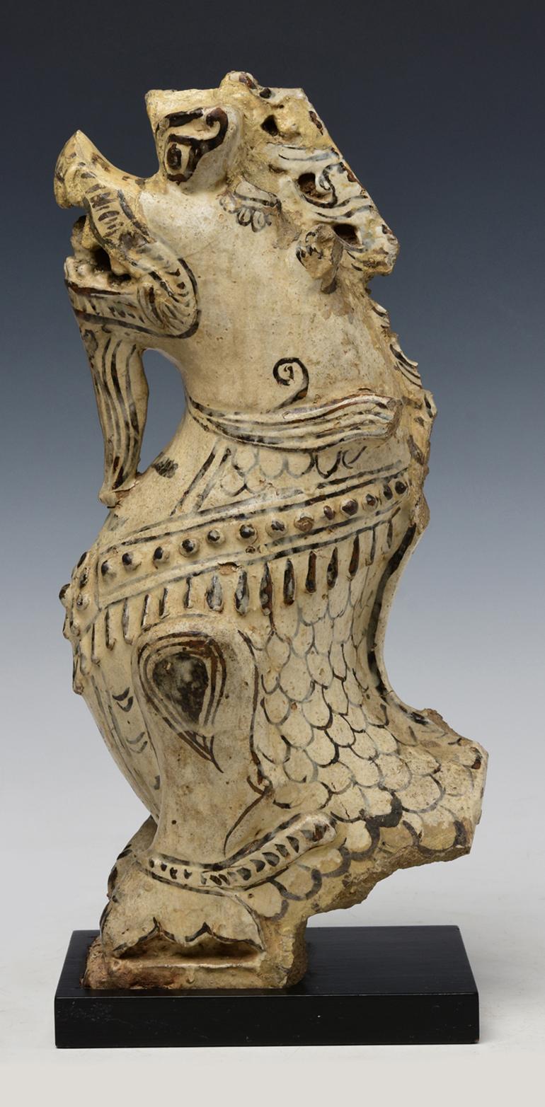 14th-16th Century, Sukhothai, Antique Thai Sukhothai Stoneware Naga For Sale 1
