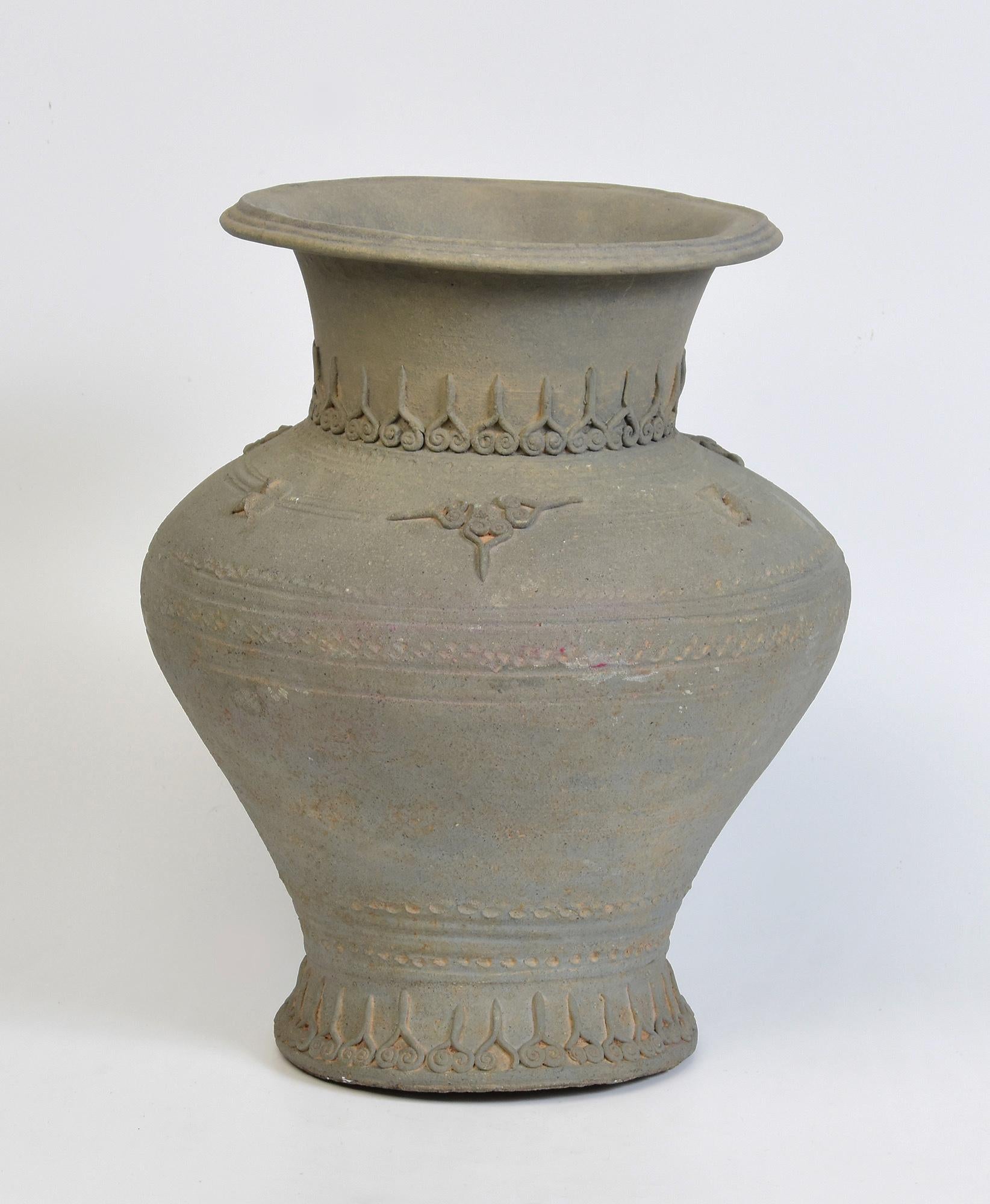 14th-16th Century, Sukhothai, Antique Thailand Sukhothai Stoneware Pottery Jar For Sale 7