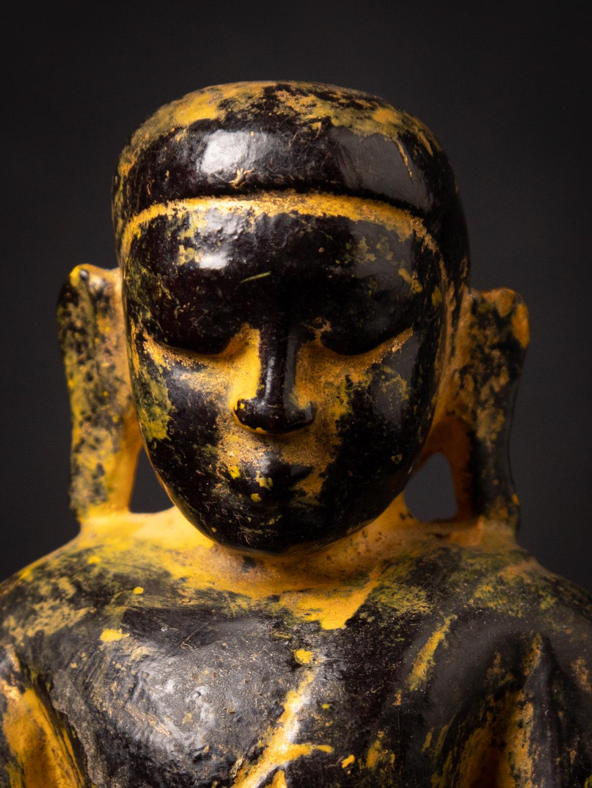 Antike burmesische Monk-Statue aus Holz im Ava-Stil aus dem 14. Jahrhundert  OriginalBuddhas im Angebot 7