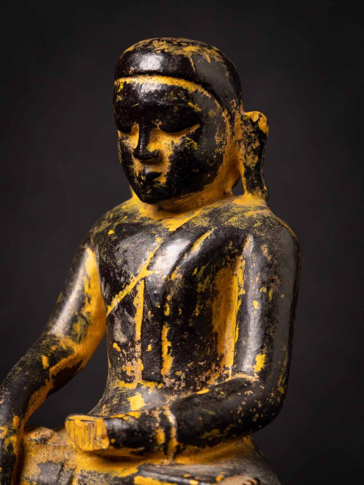 Antike burmesische Monk-Statue aus Holz im Ava-Stil aus dem 14. Jahrhundert  OriginalBuddhas im Angebot 9