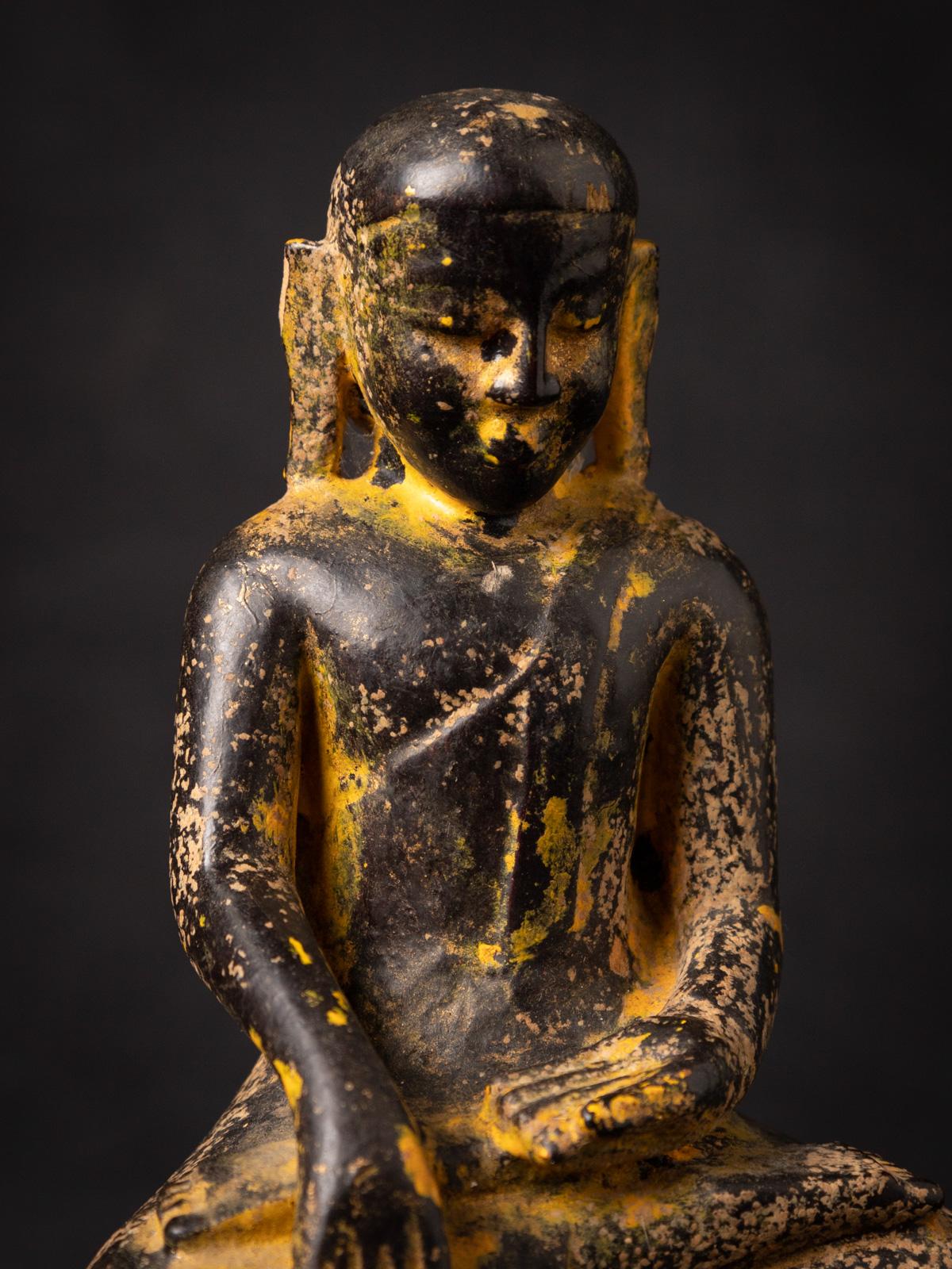 Antike burmesische Monk-Statue aus Holz aus dem 14. Jahrhundert – OriginalBuddhas im Angebot 2