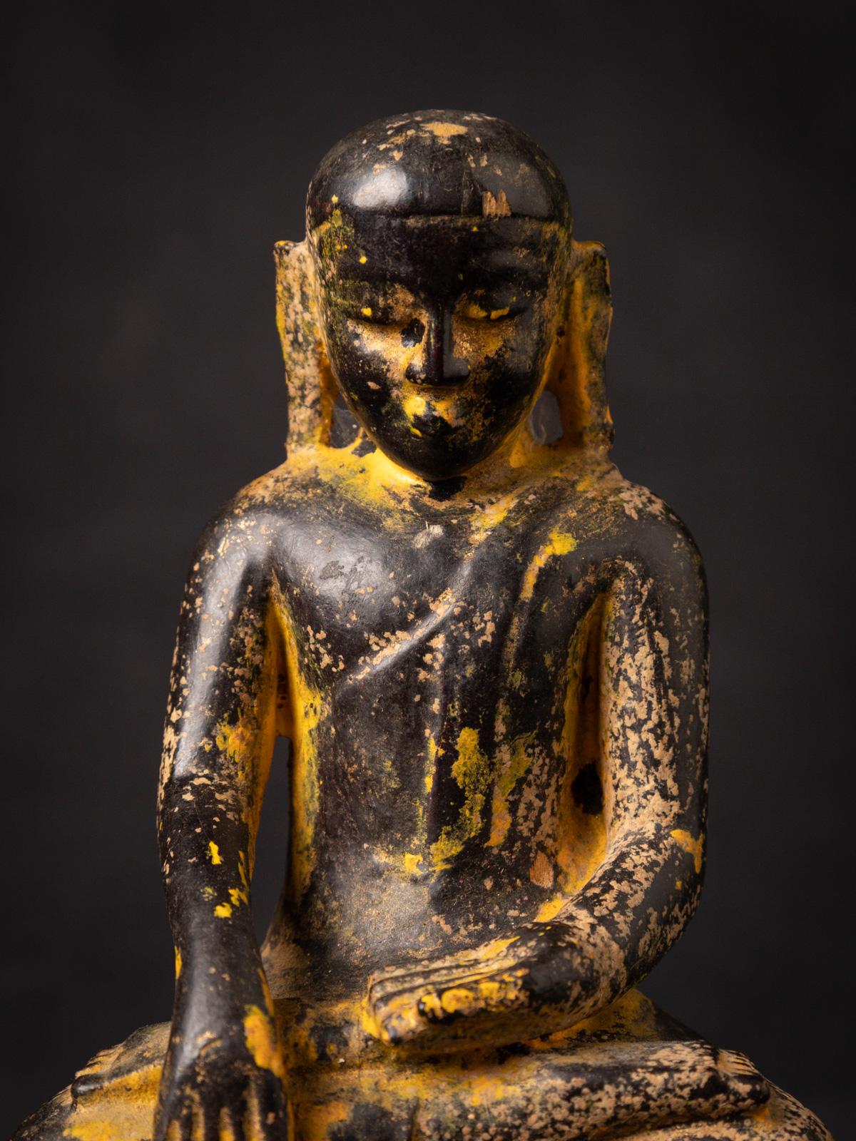 Antike burmesische Monk-Statue aus Holz aus dem 14. Jahrhundert – OriginalBuddhas im Angebot 3