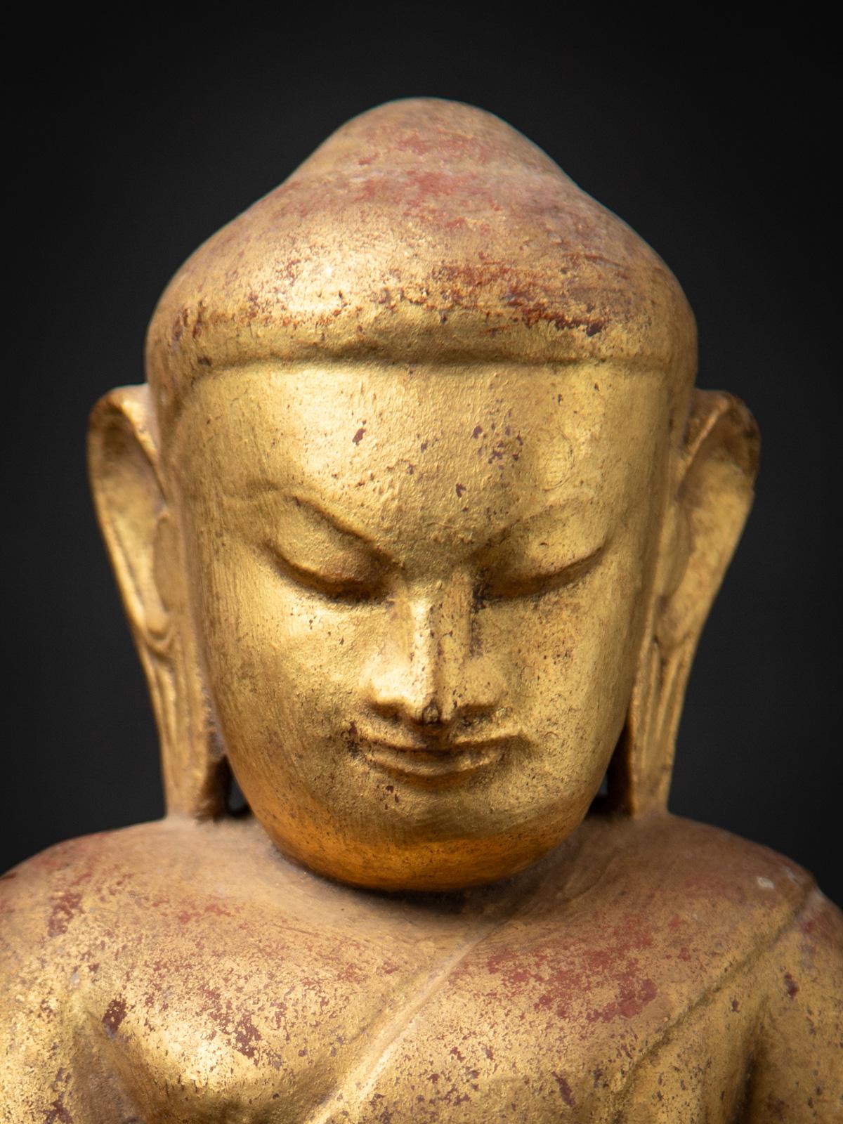 14th century - Pinya period Antique wooden Burmese Buddha statue from Burma For Sale 5