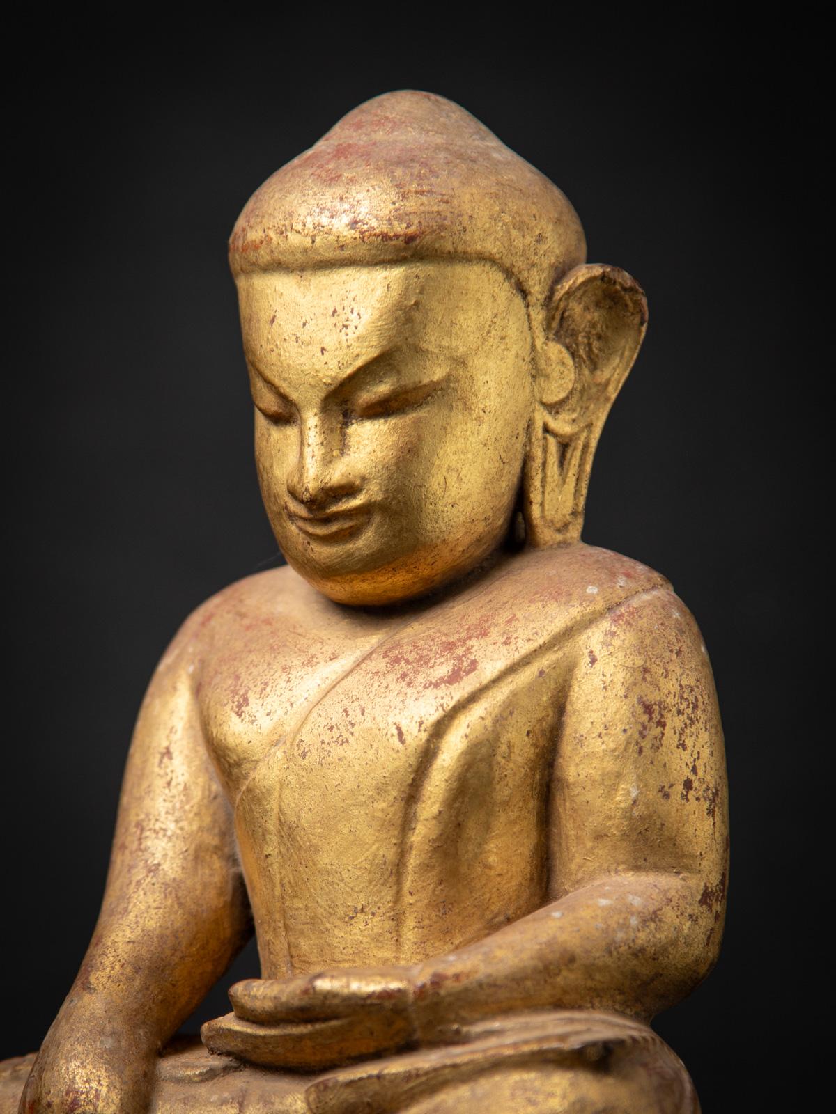 14th century - Pinya period Antique wooden Burmese Buddha statue from Burma For Sale 6