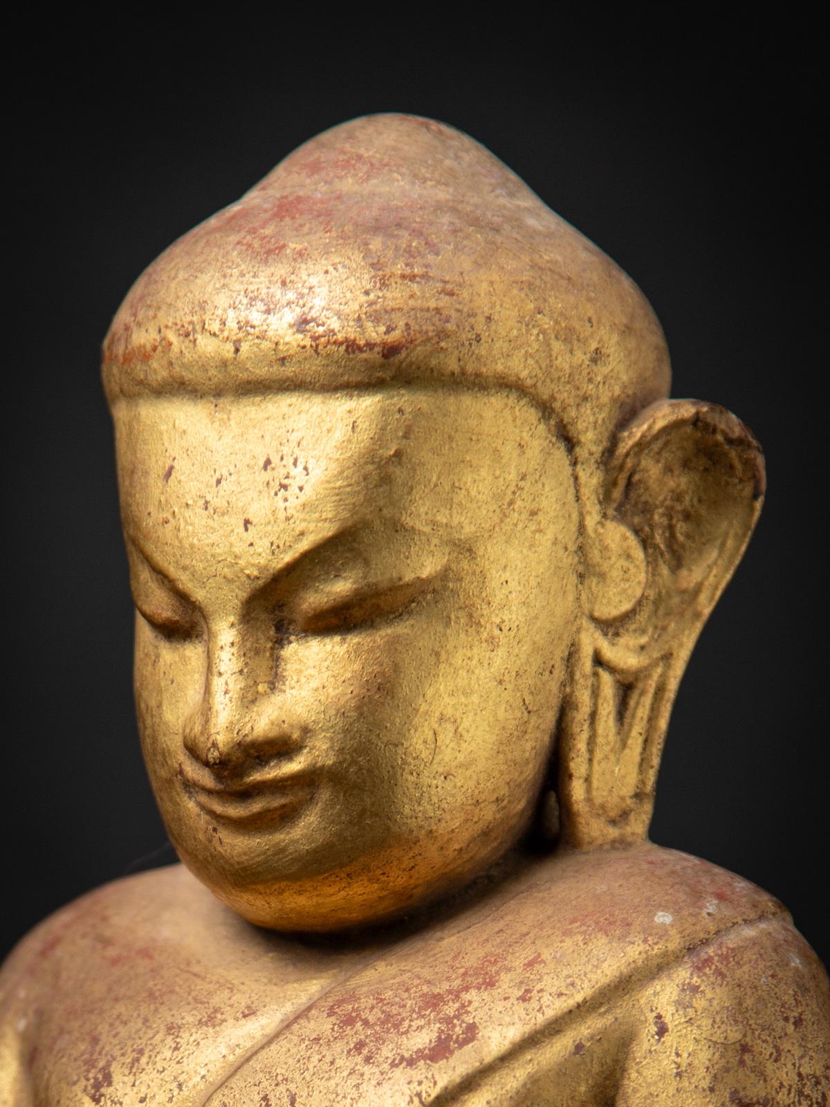 14th century - Pinya period Antique wooden Burmese Buddha statue from Burma For Sale 7