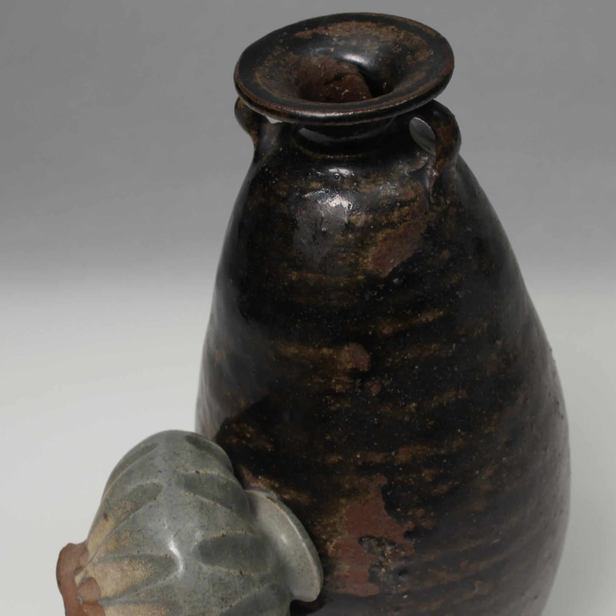 14th Century Sukhothai Ceramic Jar with Fused Pot In Good Condition For Sale In Amsterdam, NL