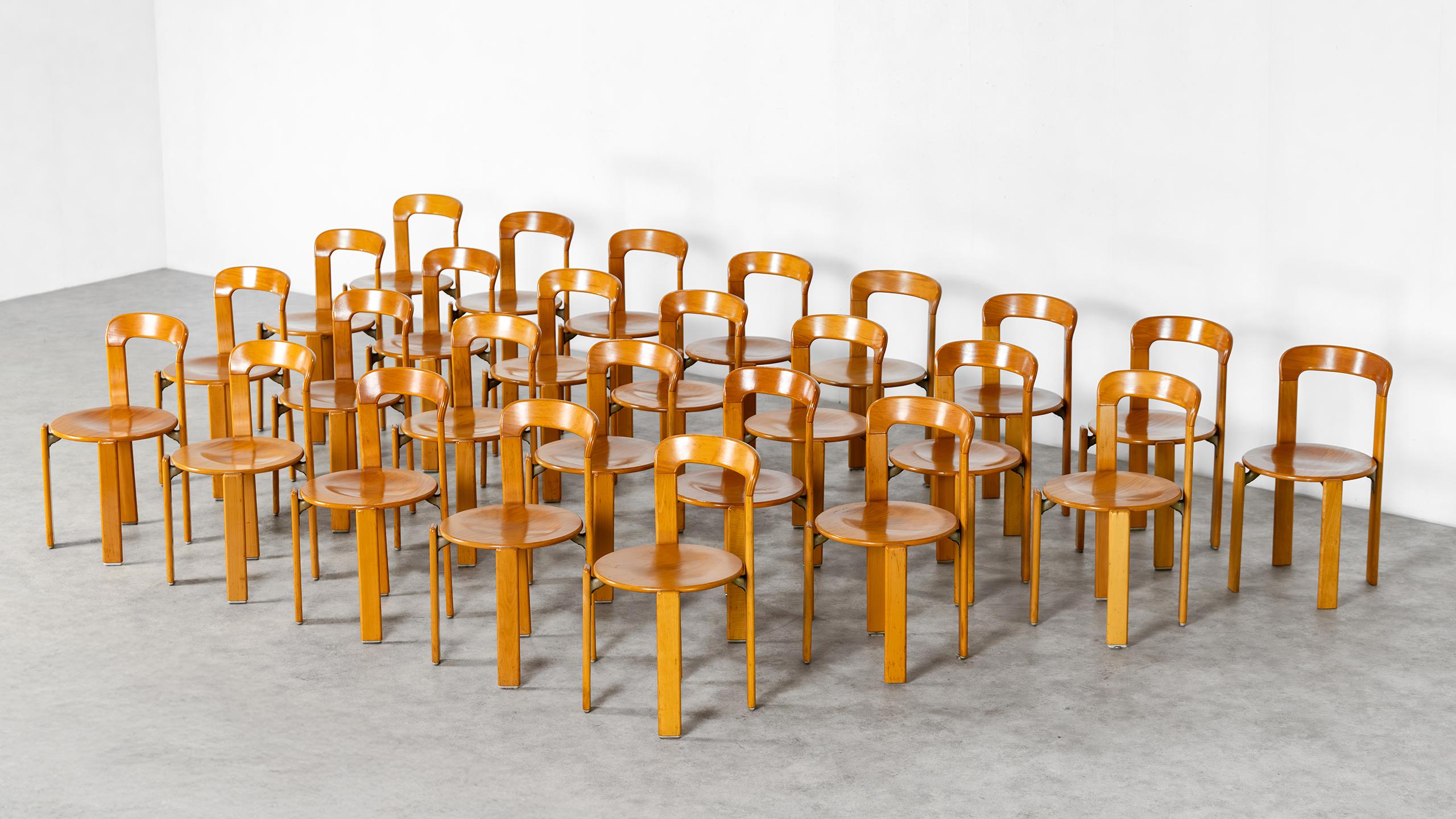 14x Bruno Rey Chaise de salle à manger iconique de Kusch+Co en 1971 Hêtre massif + Empilable Bon état - En vente à Munster, NRW