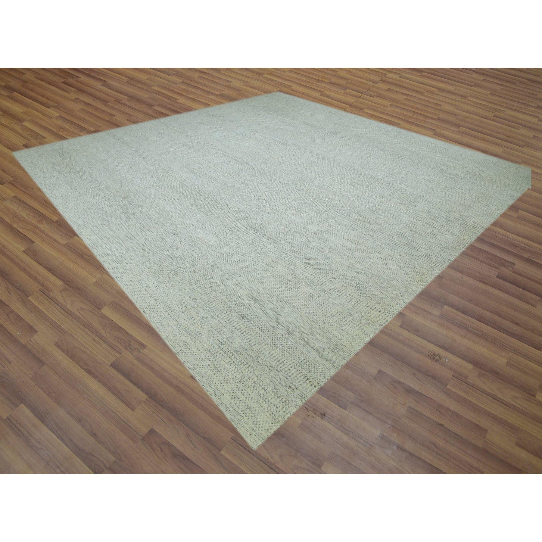 Indian 14'x14' Eggnog White Hand Knotted Modern Grass Design Pure Wool Square Rug For Sale