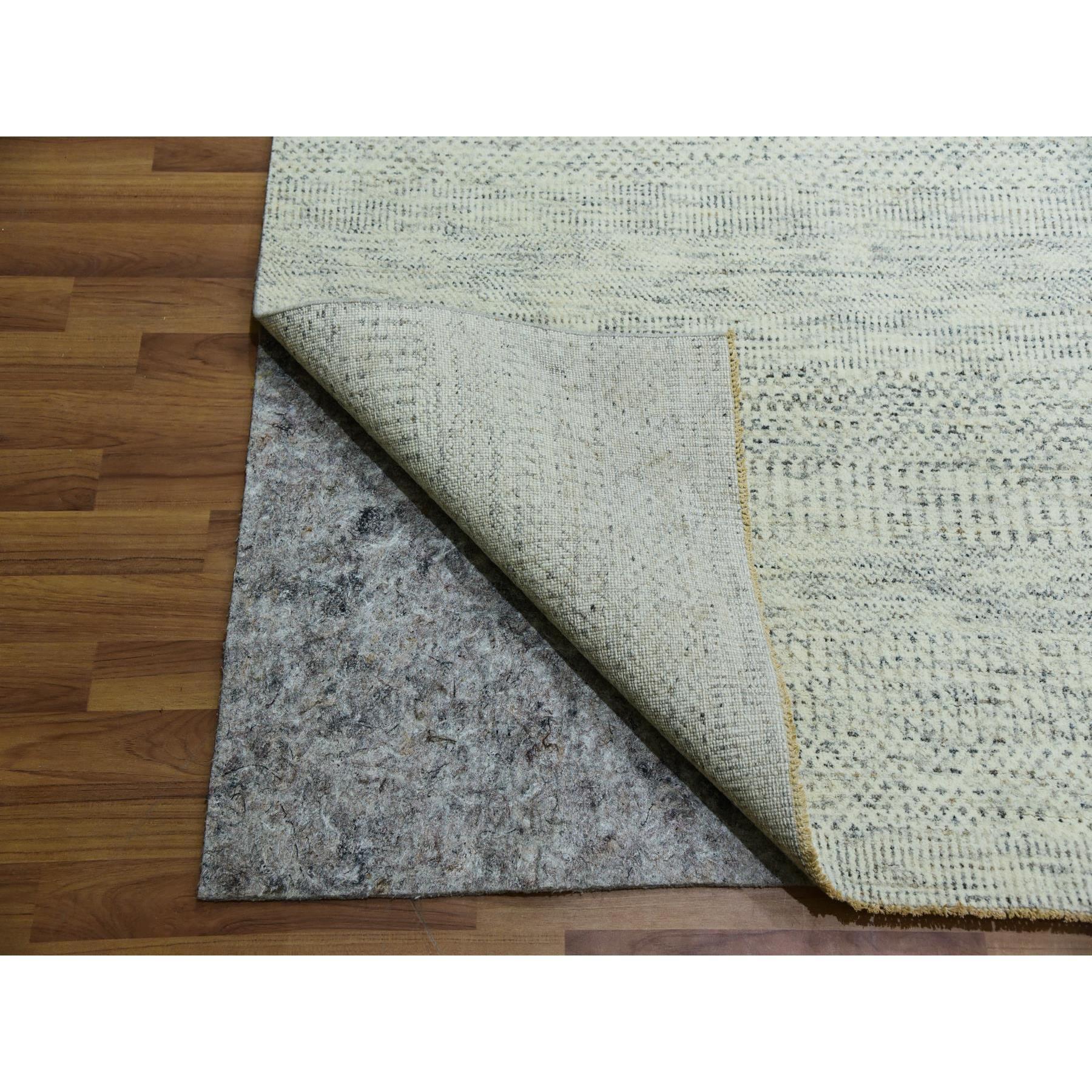 Hand-Knotted 14'x14' Eggnog White Hand Knotted Modern Grass Design Pure Wool Square Rug For Sale