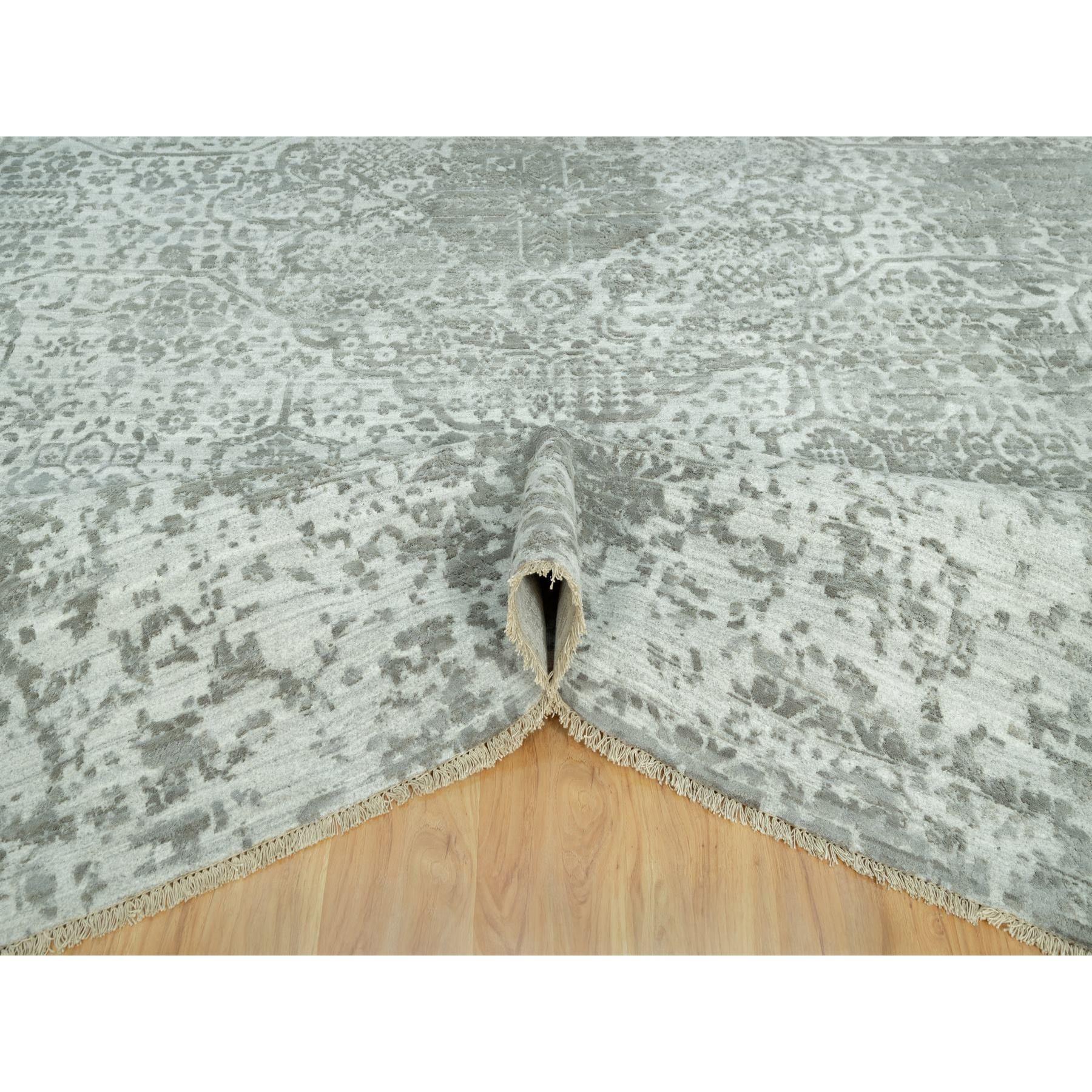 14'x14' Alfombra cuadrada gris anudada a mano con diseño persa de lana y seda rotas en Nuevo estado para la venta en Carlstadt, NJ