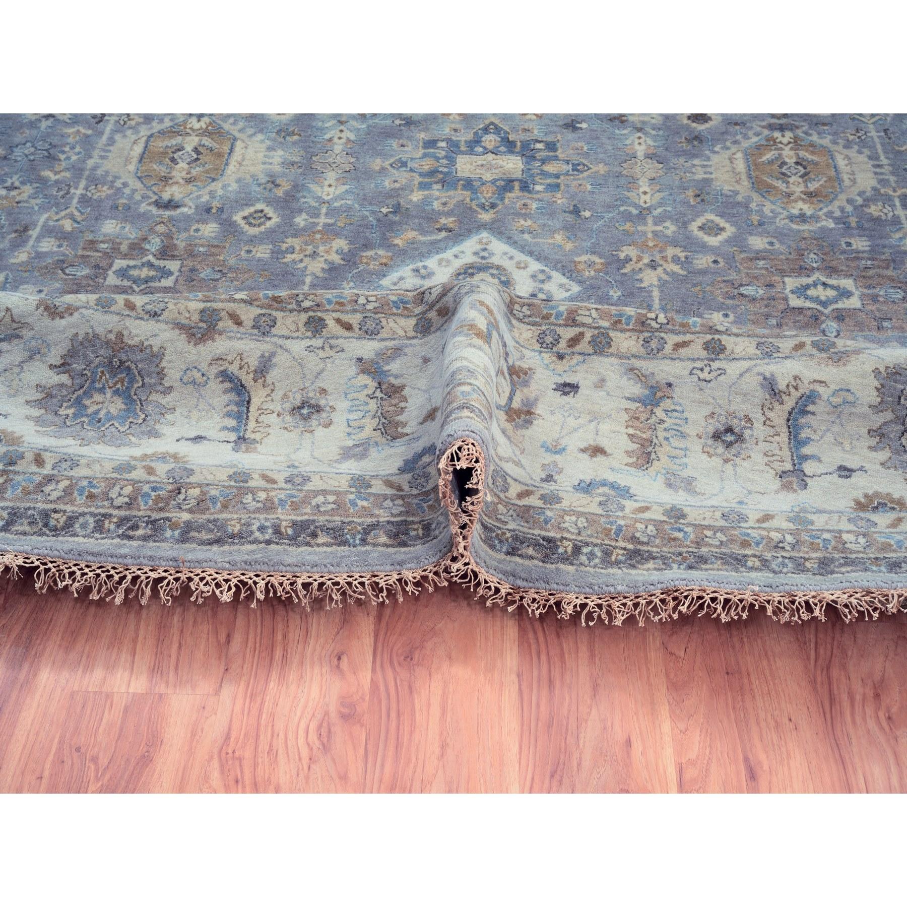 XXI secolo e contemporaneo 14'x14' Grigio Karajeh Design Tappeto rotondo orientale in pura lana annodato a mano in vendita