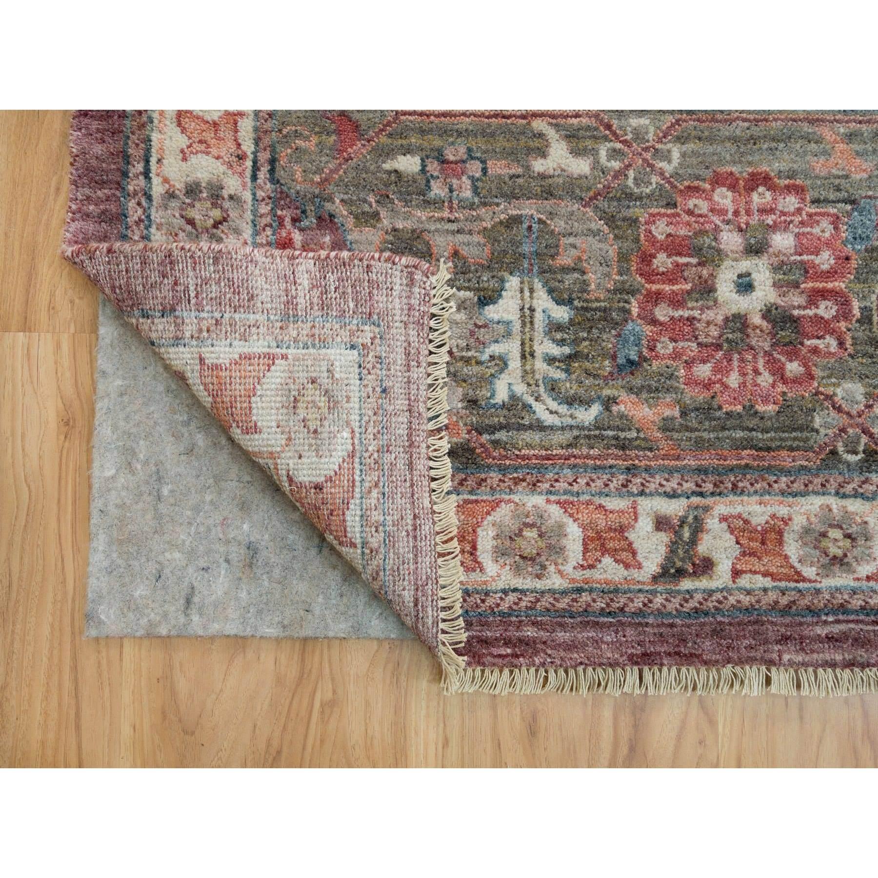 Indiano 14'x14' Rosso mogano Heriz Revival annodato a mano a pelo morbido Tappeto Orientale Quadrato in vendita