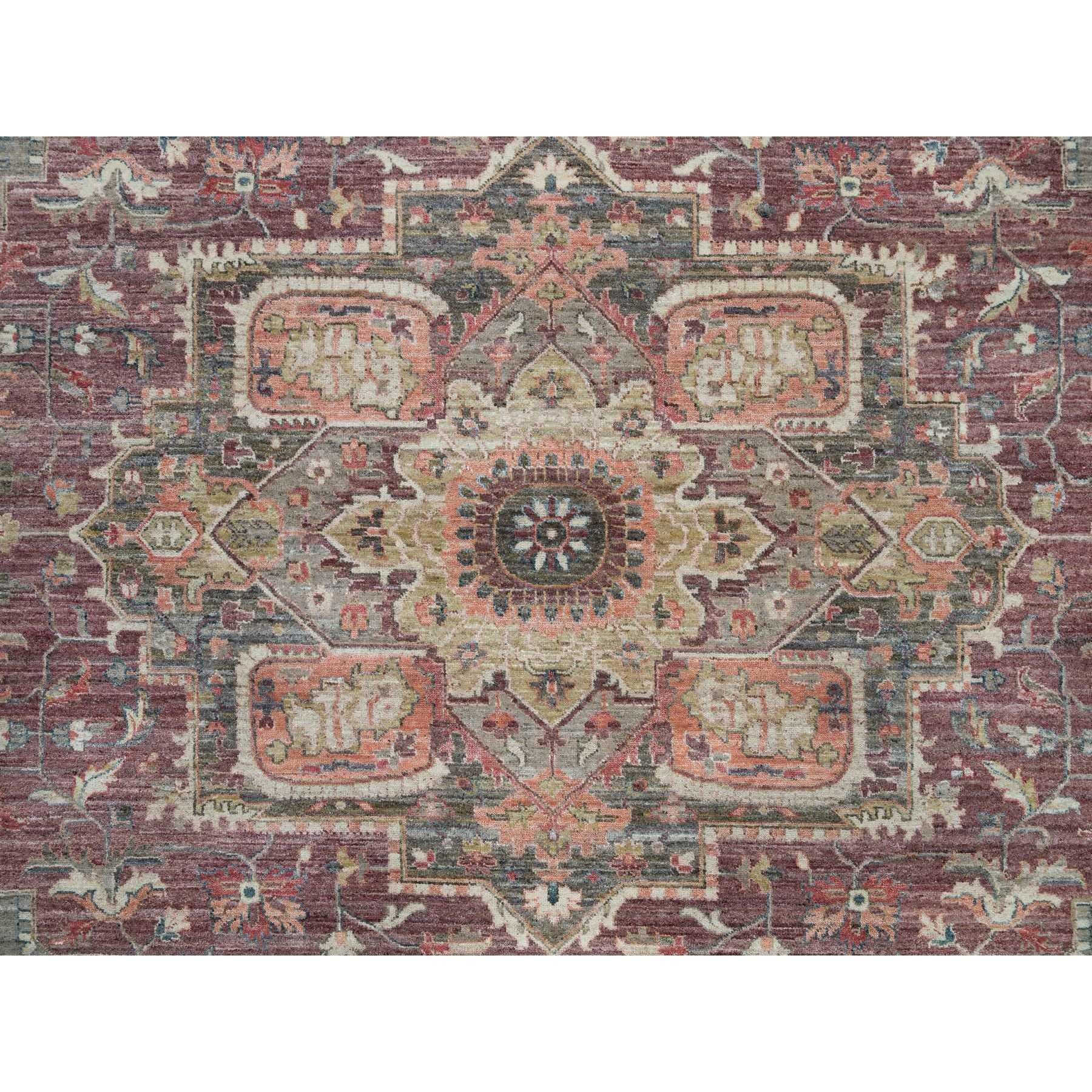 Lana 14'x14' Rosso mogano Heriz Revival annodato a mano a pelo morbido Tappeto Orientale Quadrato in vendita
