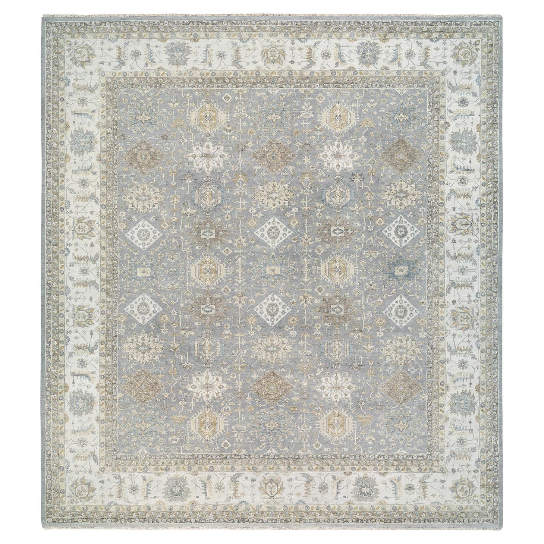 Tappeto squadrato oversize 14
x16
 in lana Karajeh Frost Gray annodato a mano in vendita