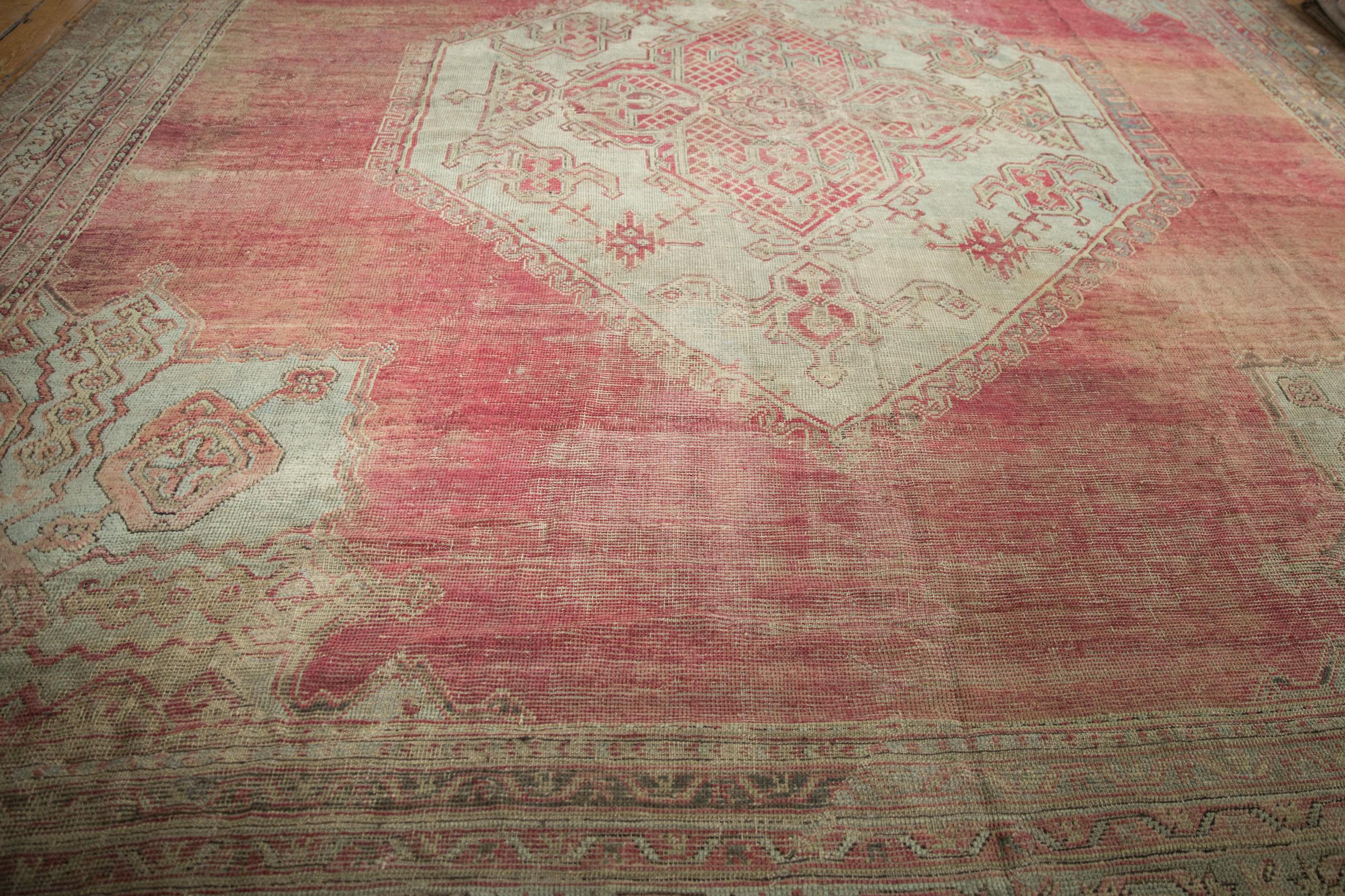 Vintage Oushak Carpet For Sale 4