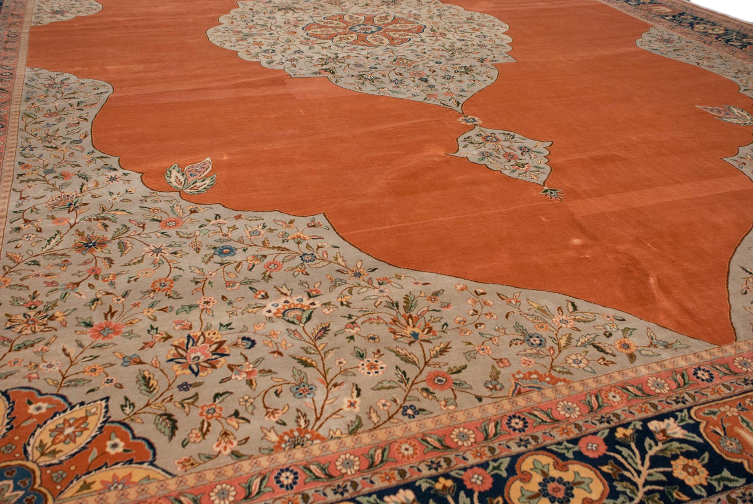 Cotton Vintage Bulgarian Tabriz Design Carpet For Sale