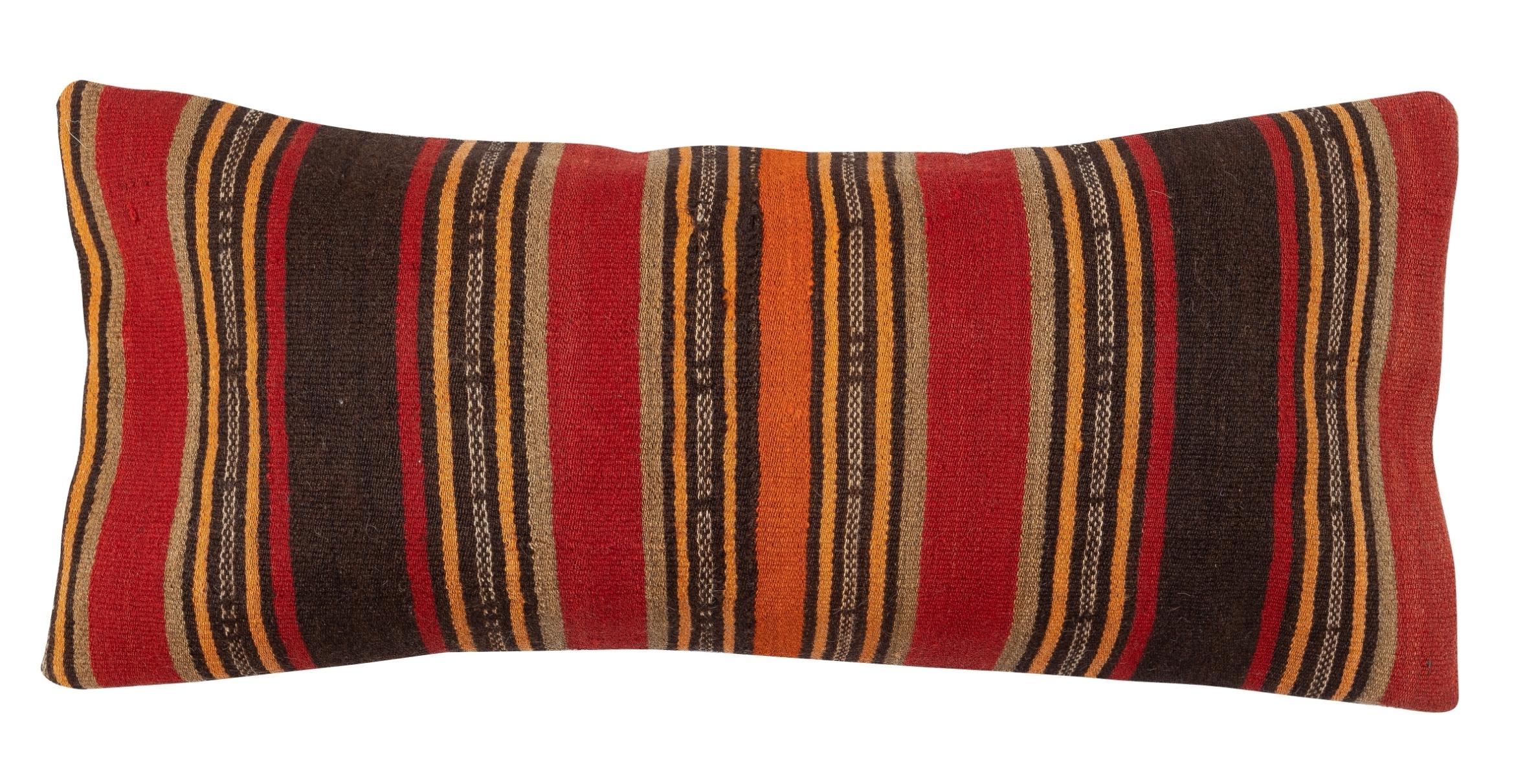 Tessuto a mano SET DI 2 - Copricuscini Kilim fatti a mano. Un paio di fodere per cuscini lombari in vendita