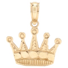 14Y Flat Crown Charm