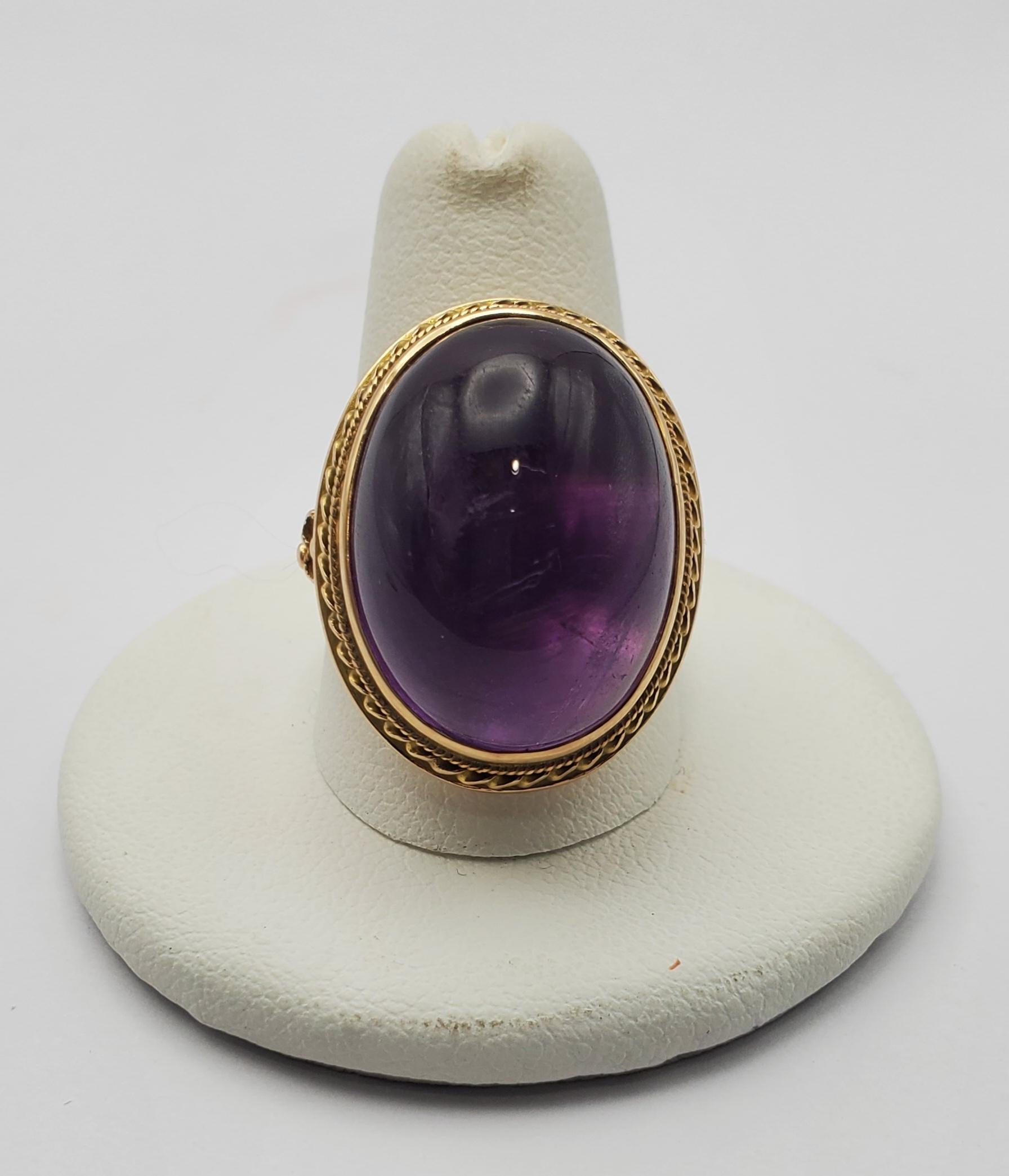 14Y Gorgeous 28.57ct Amethyst Cabochon Vintage Ring For Sale 3