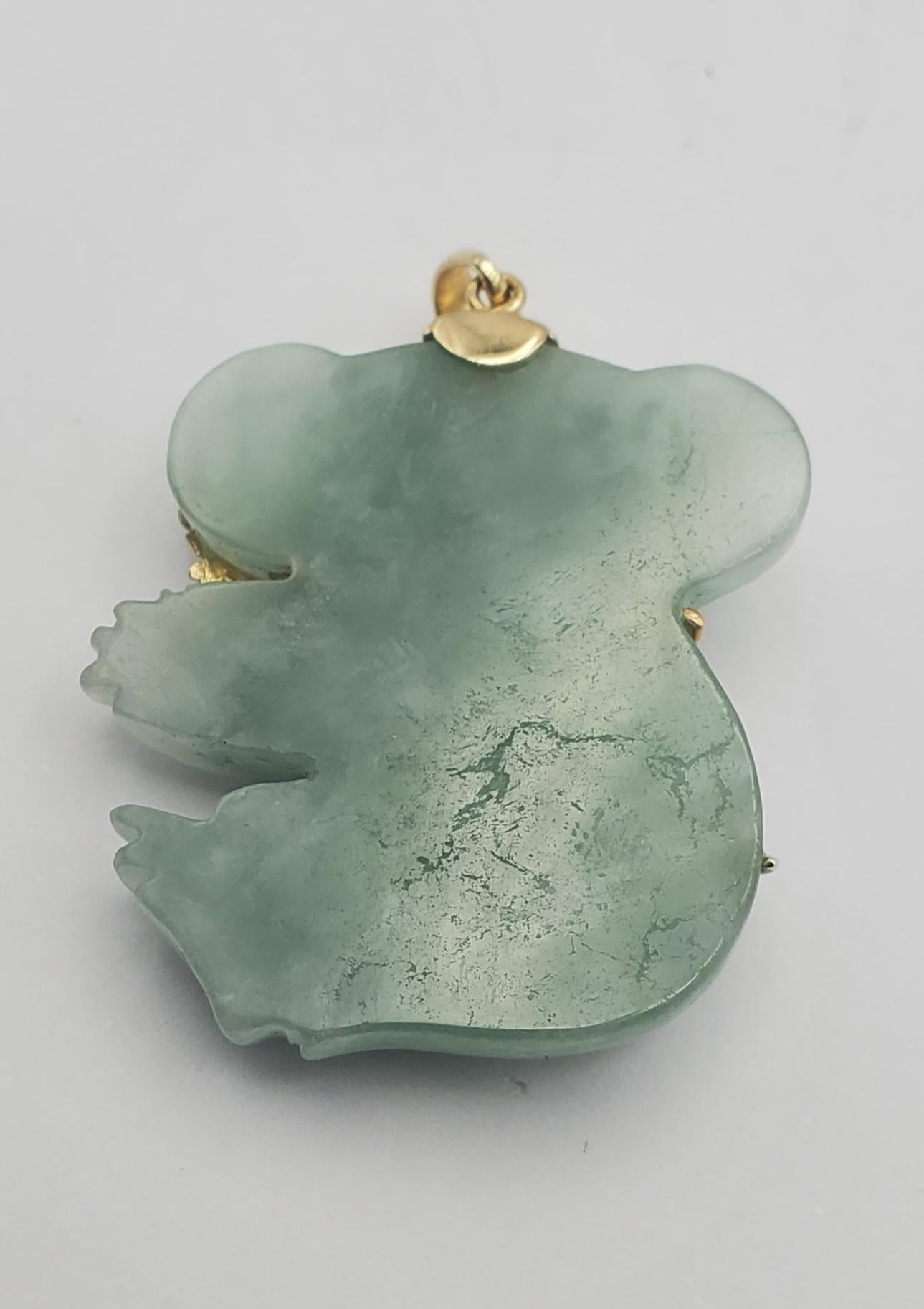 14Y Green-Blue Carved Jadeite & Ruby Koala Pendant   In Good Condition For Sale In Pittsburgh, PA